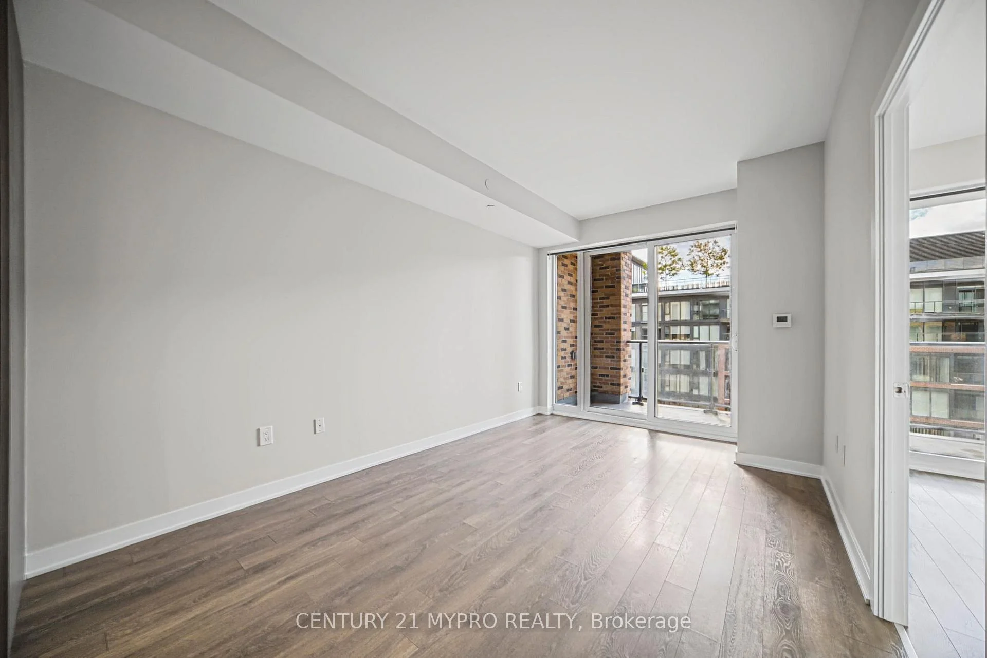 Photo 12 of Unit 713, 100 Eagle Rock Way, Vaughan, Rural Vaughan — HOMEH