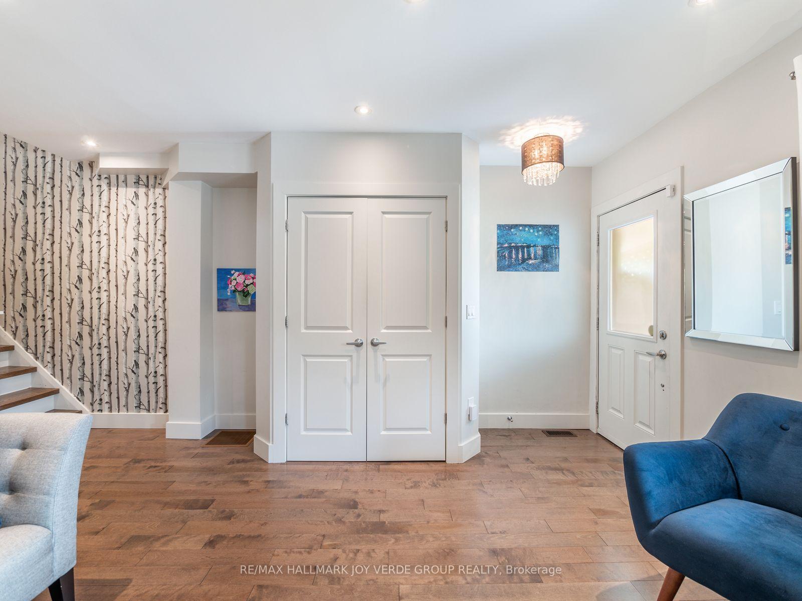 Photo 3 of 460 Davisville Avenue, Toronto, Mount Pleasant East — HOMEH