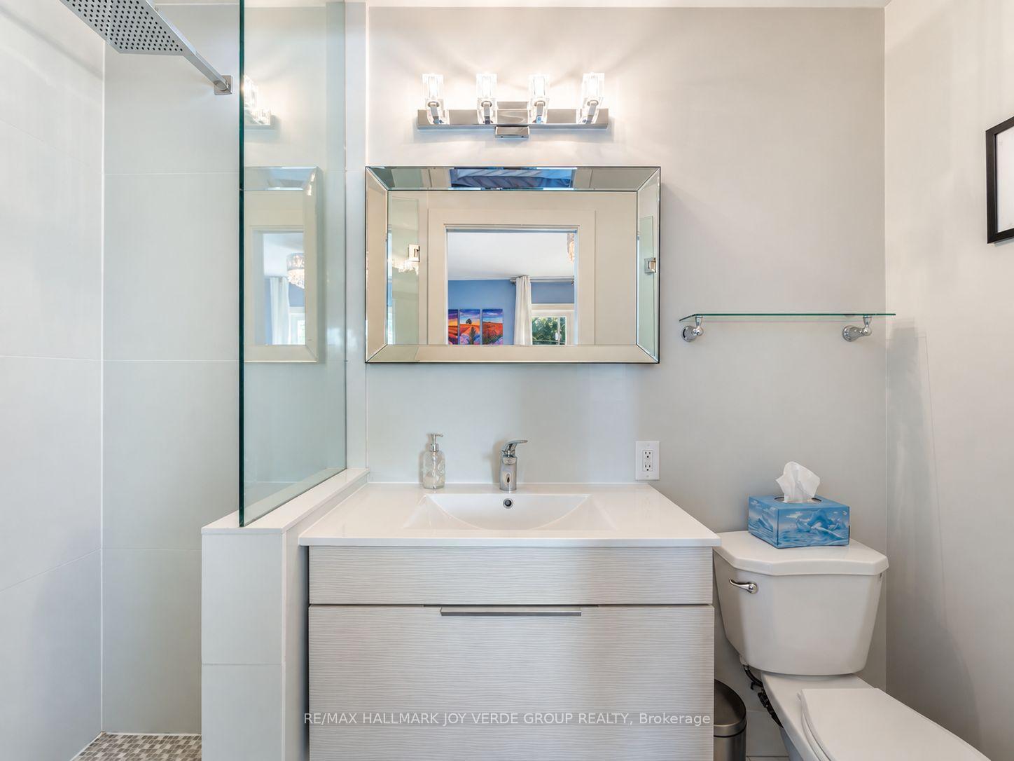 Photo 14 of 460 Davisville Avenue, Toronto, Mount Pleasant East — HOMEH