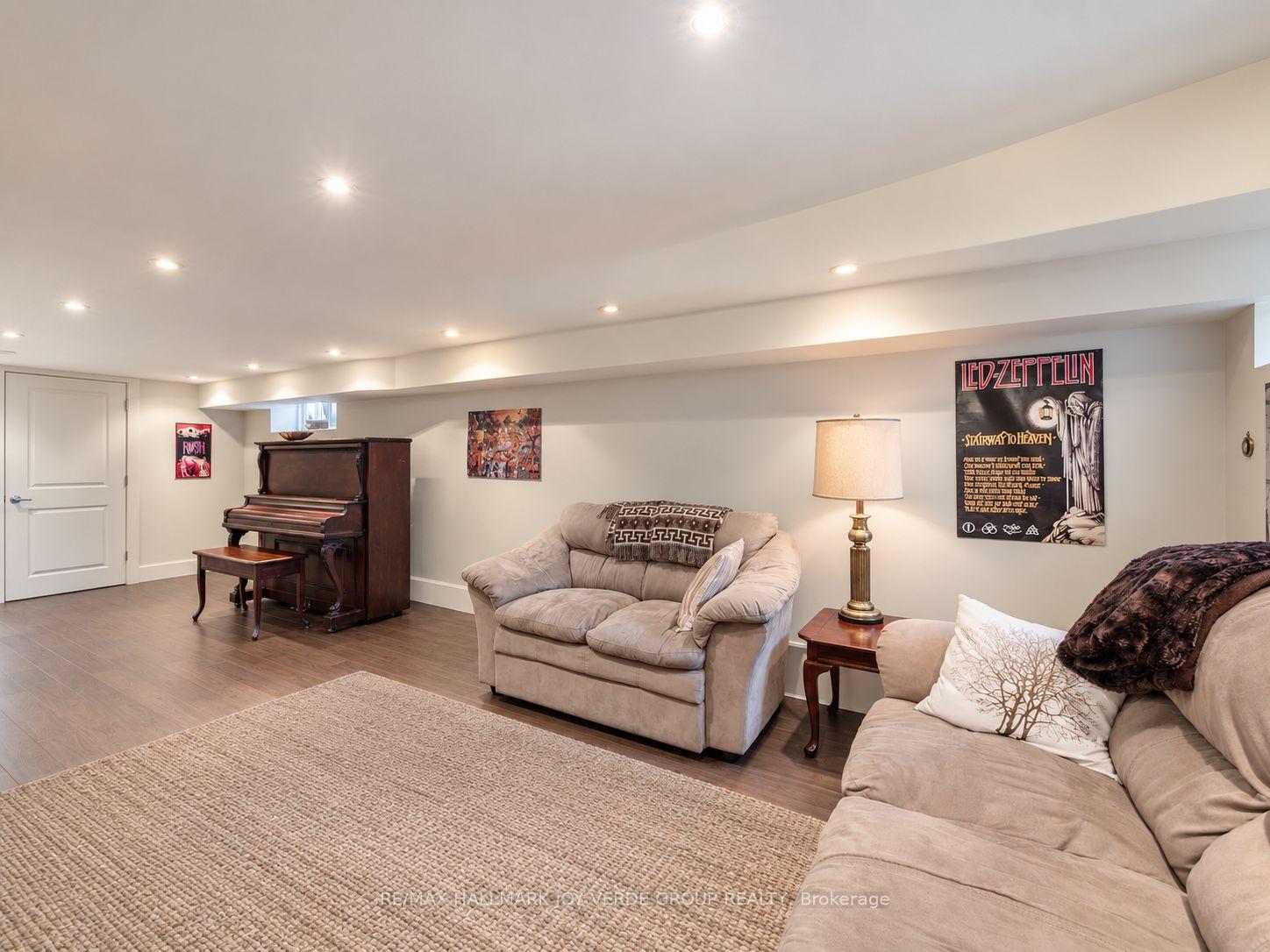 Photo 19 of 460 Davisville Avenue, Toronto, Mount Pleasant East — HOMEH