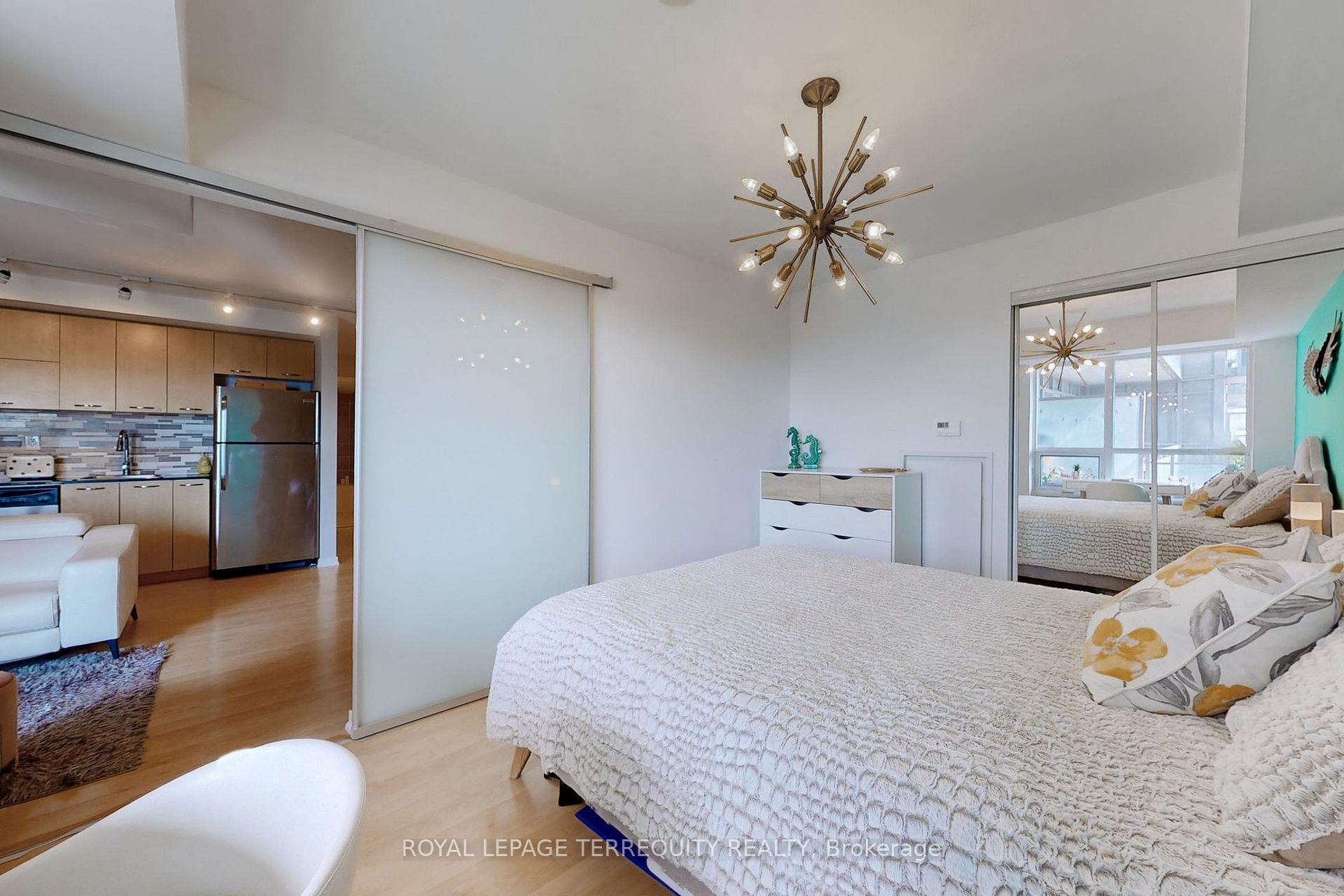 Photo 29 of Unit 710, 38 Joe Shuster Way, Toronto, South Parkdale — HOMEH