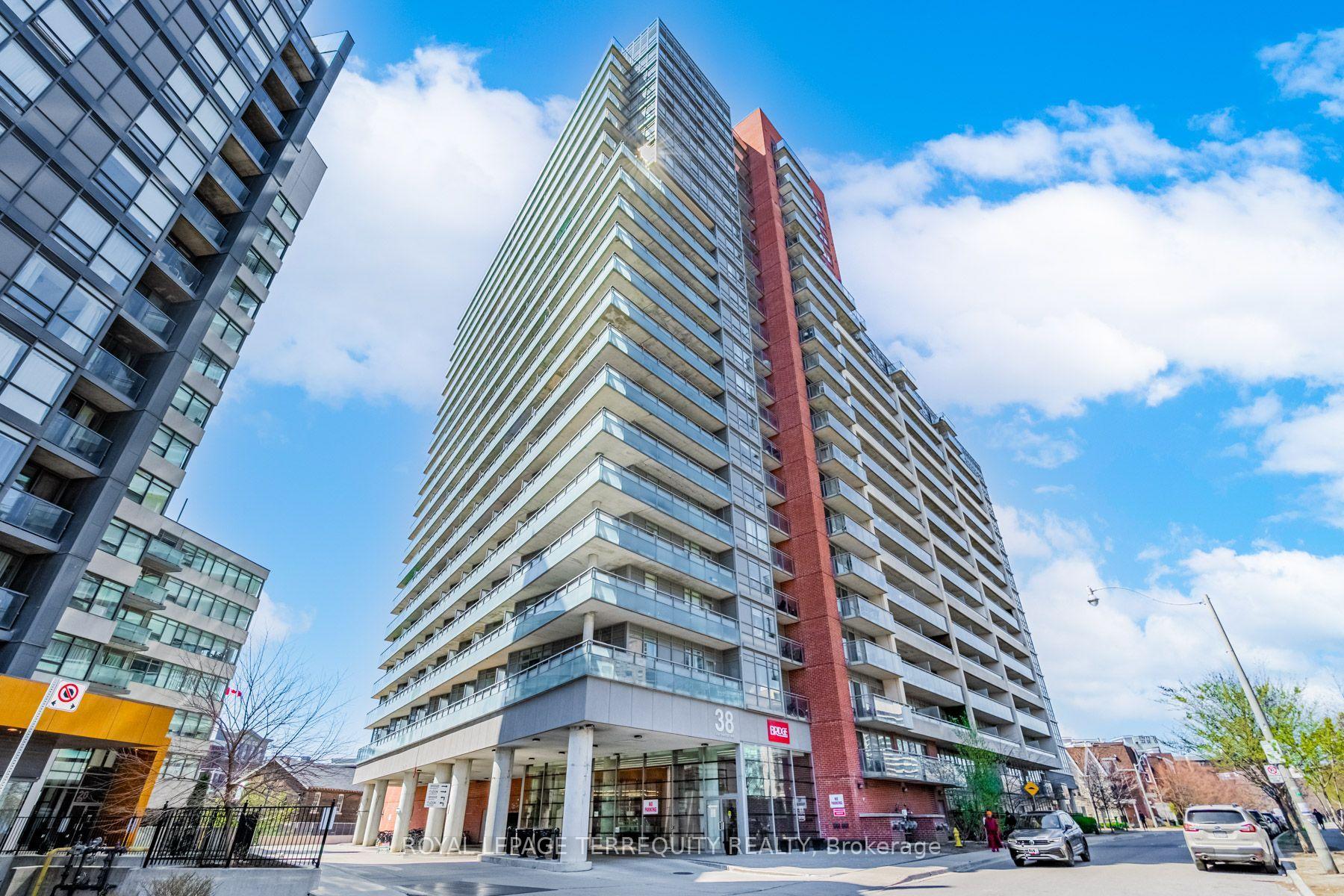Photo 2 of Unit 710, 38 Joe Shuster Way, Toronto, South Parkdale — HOMEH
