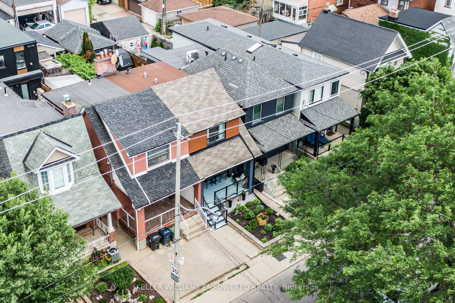 Photo 3 of 219 Earlscourt Avenue, Toronto, Corso Italia-Davenport — HOMEH