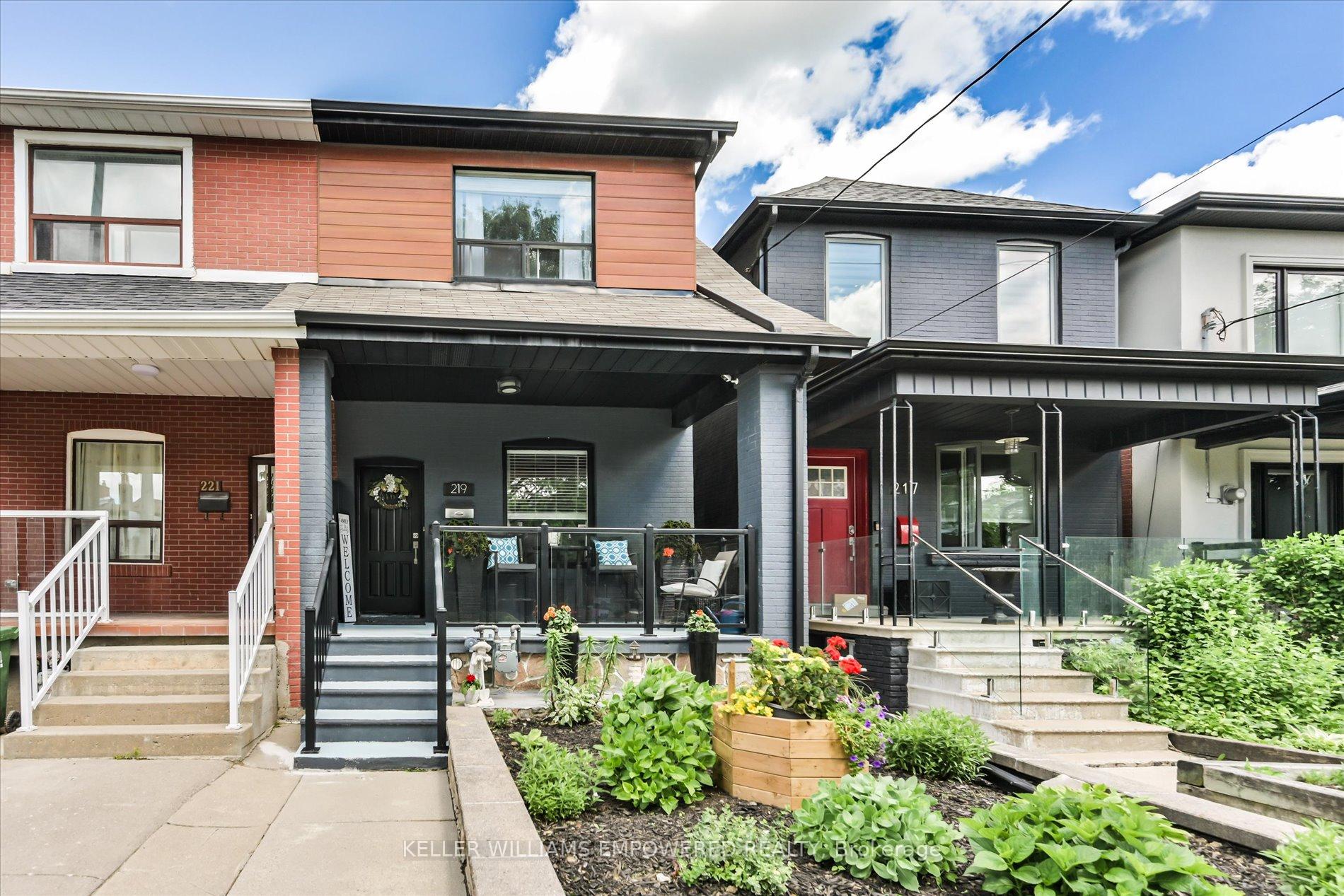 Photo 6 of 219 Earlscourt Avenue, Toronto, Corso Italia-Davenport — HOMEH
