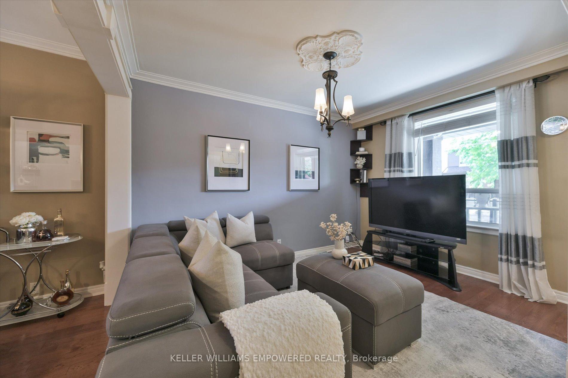 Photo 10 of 219 Earlscourt Avenue, Toronto, Corso Italia-Davenport — HOMEH