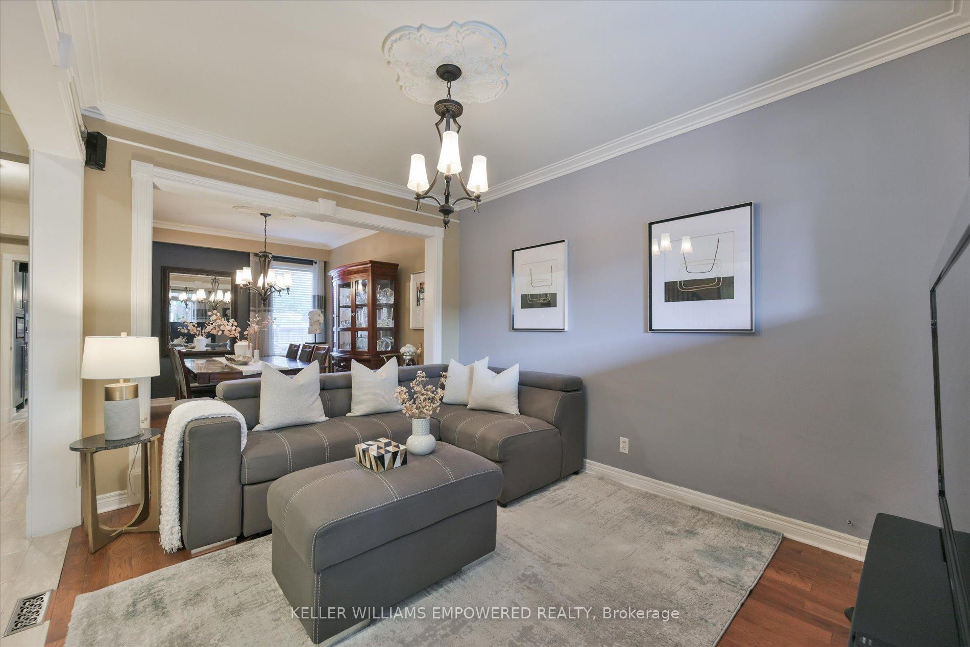 Photo 11 of 219 Earlscourt Avenue, Toronto, Corso Italia-Davenport — HOMEH