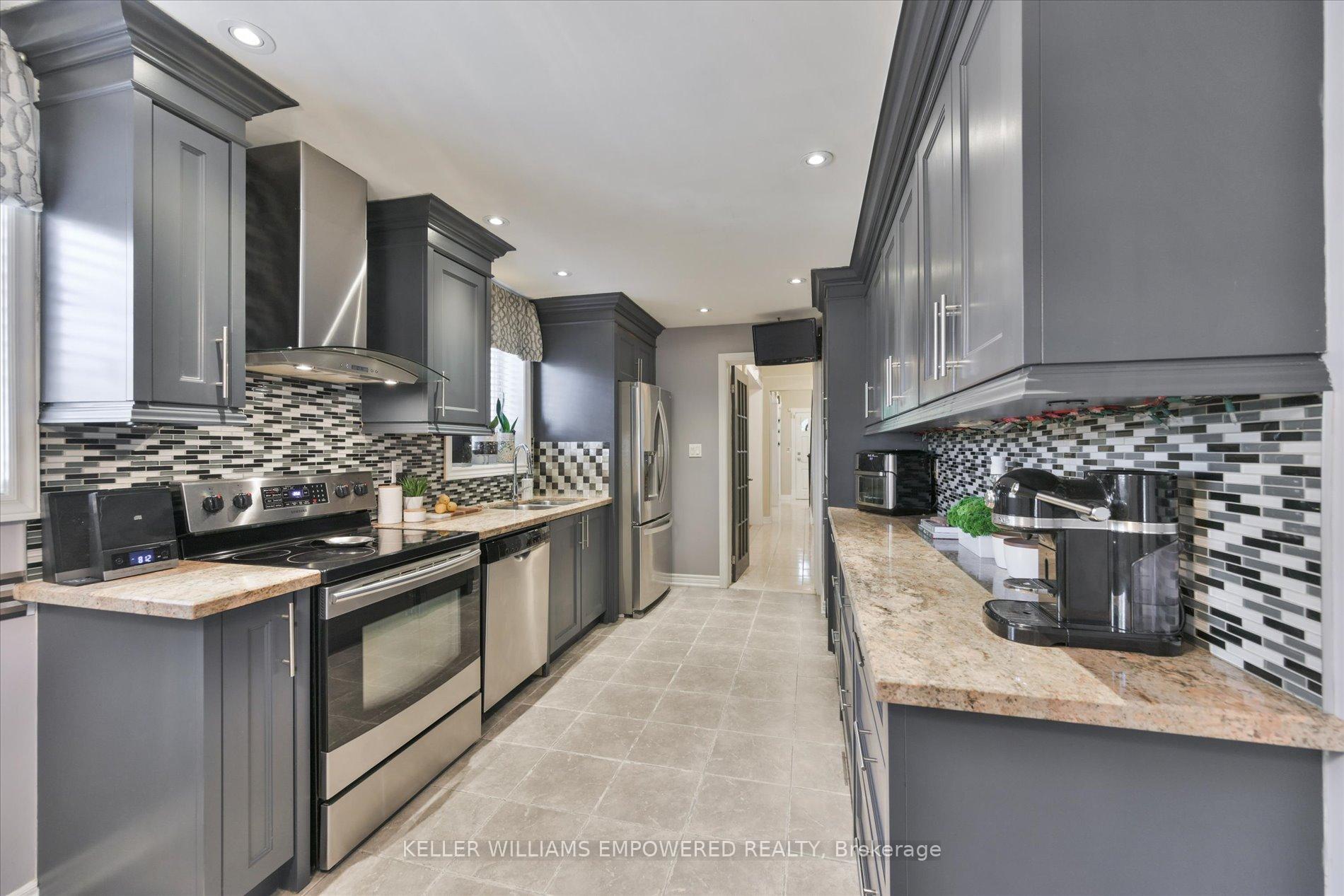 Photo 18 of 219 Earlscourt Avenue, Toronto, Corso Italia-Davenport — HOMEH