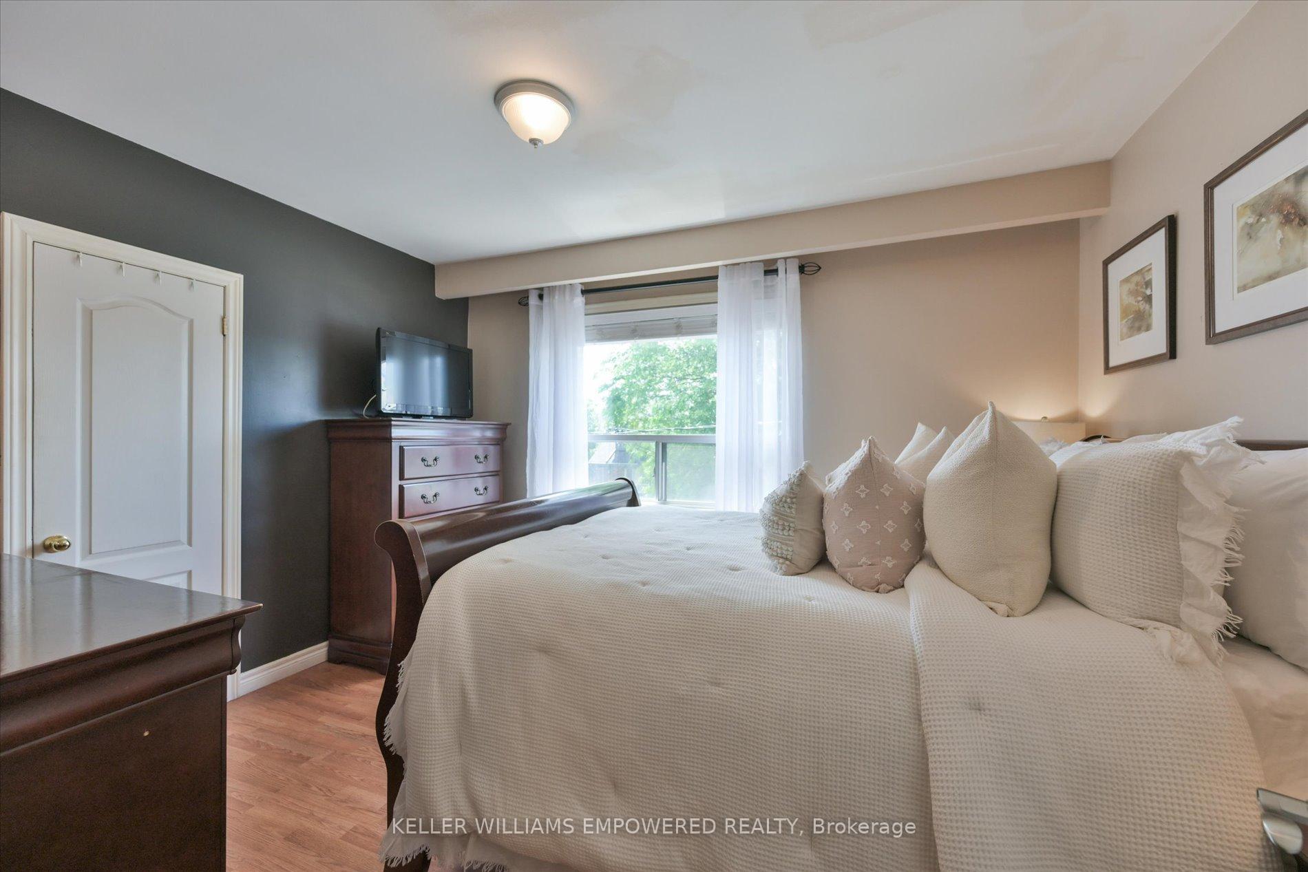 Photo 25 of 219 Earlscourt Avenue, Toronto, Corso Italia-Davenport — HOMEH