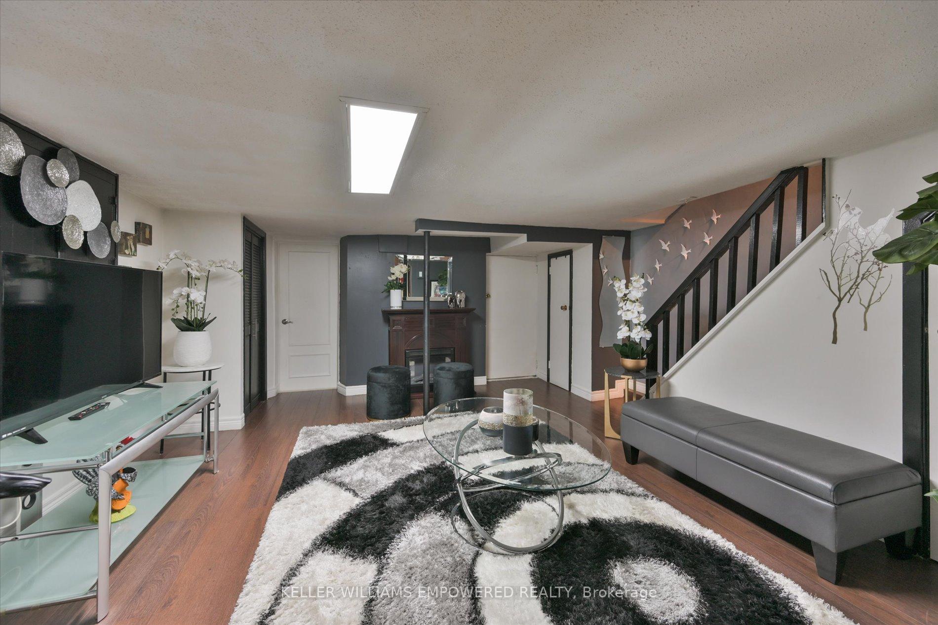 Photo 30 of 219 Earlscourt Avenue, Toronto, Corso Italia-Davenport — HOMEH