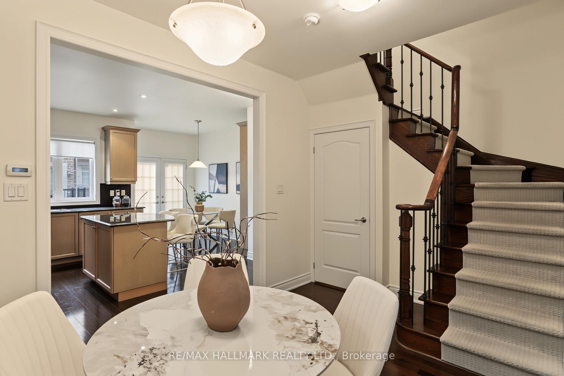 Photo 22 of 3 Flook Lane, North York, Willowdale West — HOMEH