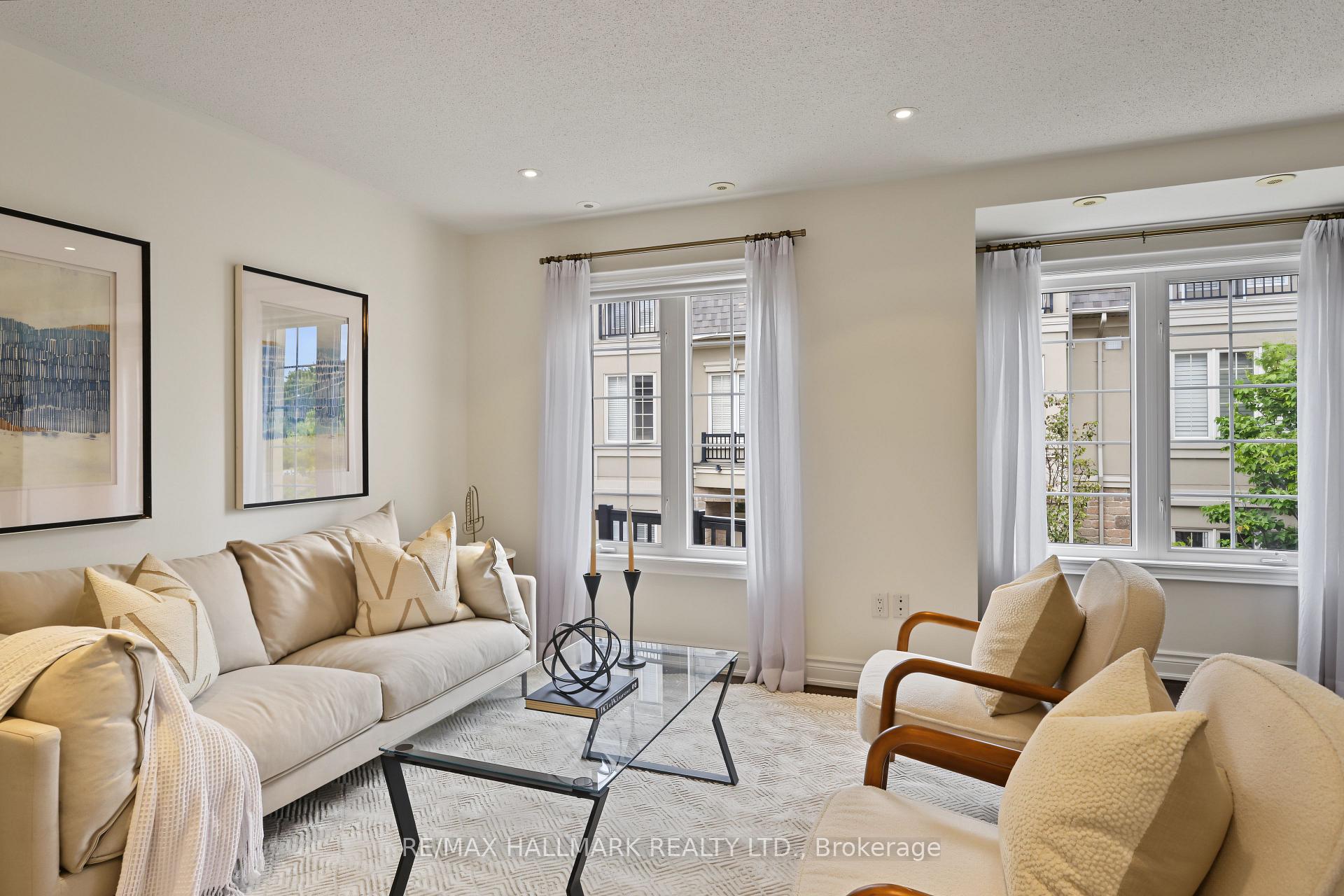 Photo 36 of 3 Flook Lane, North York, Willowdale West — HOMEH
