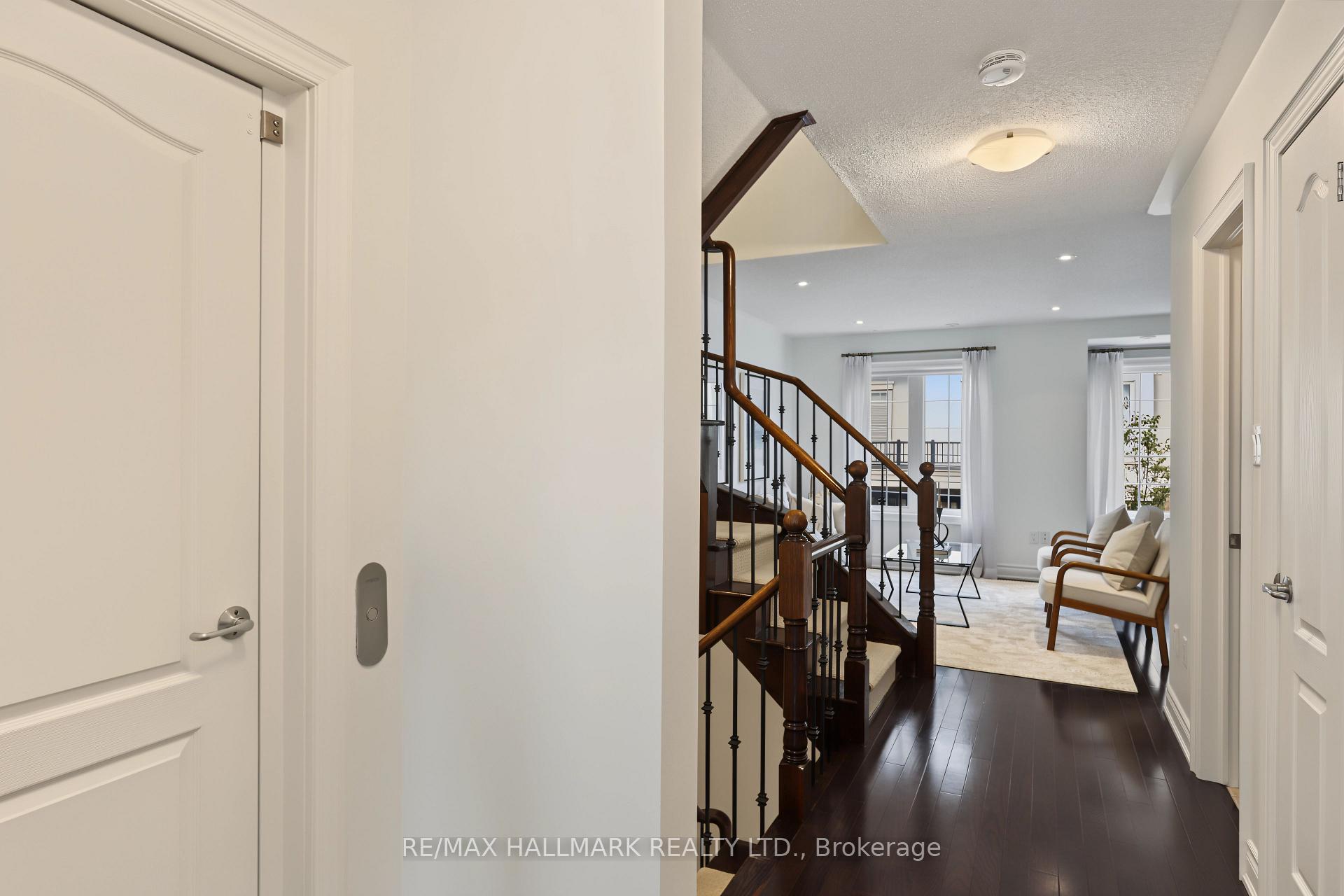Photo 52 of 3 Flook Lane, North York, Willowdale West — HOMEH