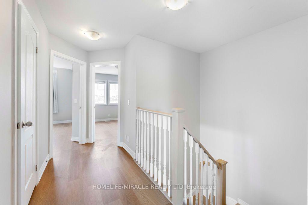 Photo 10 of 2352 Steeplechase Street, Oshawa, Windfields — HOMEH