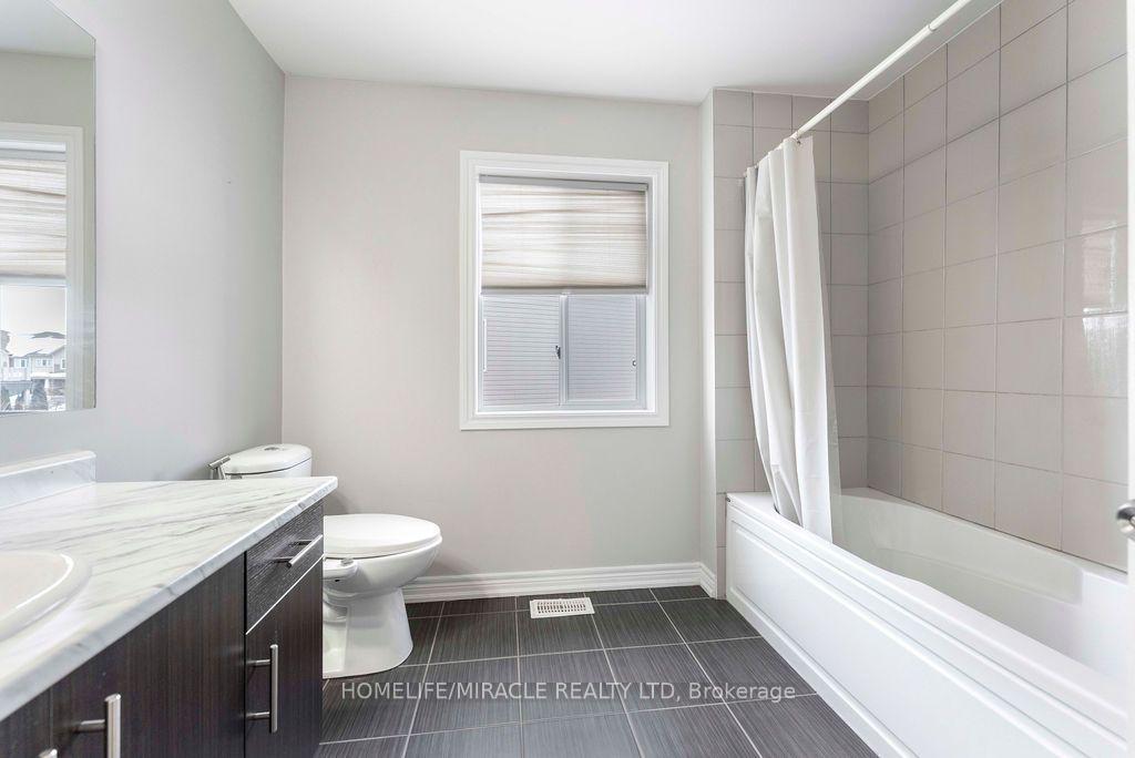 Photo 17 of 2352 Steeplechase Street, Oshawa, Windfields — HOMEH