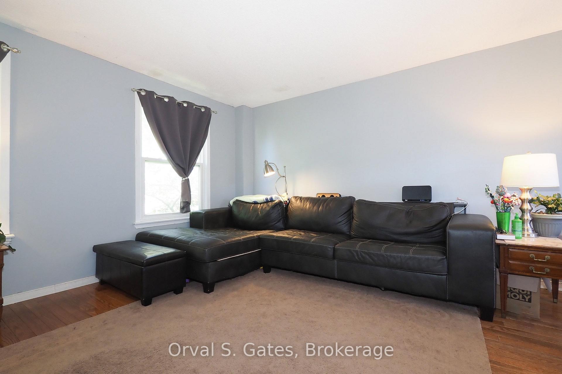 Photo 19 of 3 Queensdale Crescent, Guelph, Willow West/Sugarbush/West Acres — HOMEH