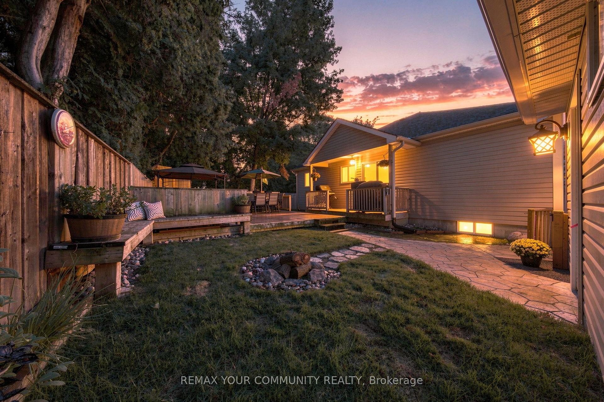 Photo 37 of 19 De Geer Street, Georgina, Sutton & Jackson's Point — HOMEH