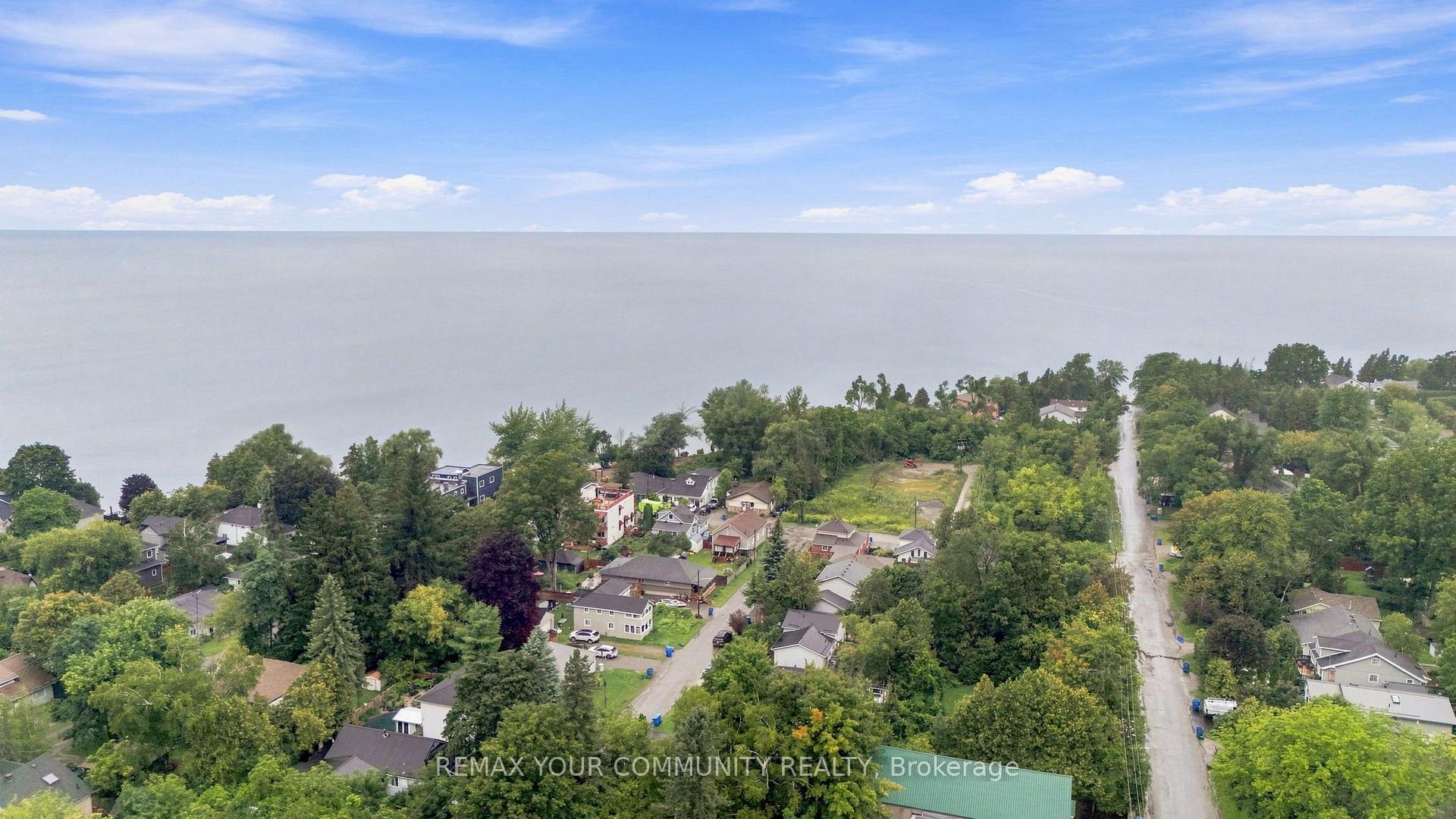 Photo 45 of 19 De Geer Street, Georgina, Sutton & Jackson's Point — HOMEH