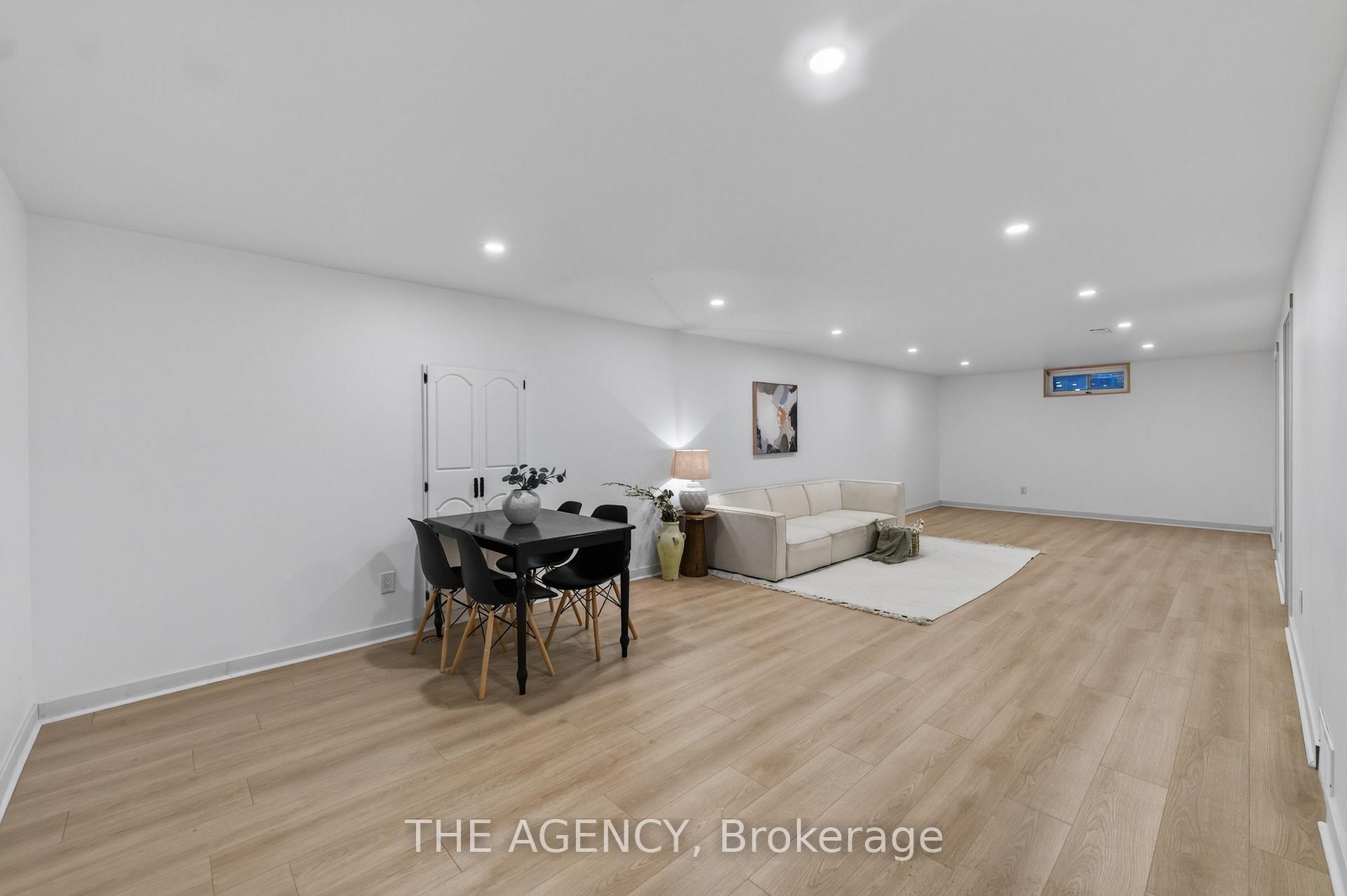 Photo 20 of 20 Ridge Point Drive, St. Catharines, Burleigh Hill — HOMEH