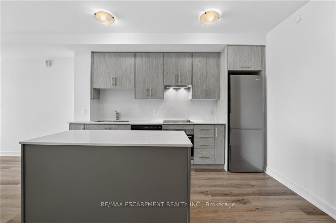 Photo 7 of Unit 427, 461 Green Road, Hamilton, Stoney Creek — HOMEH