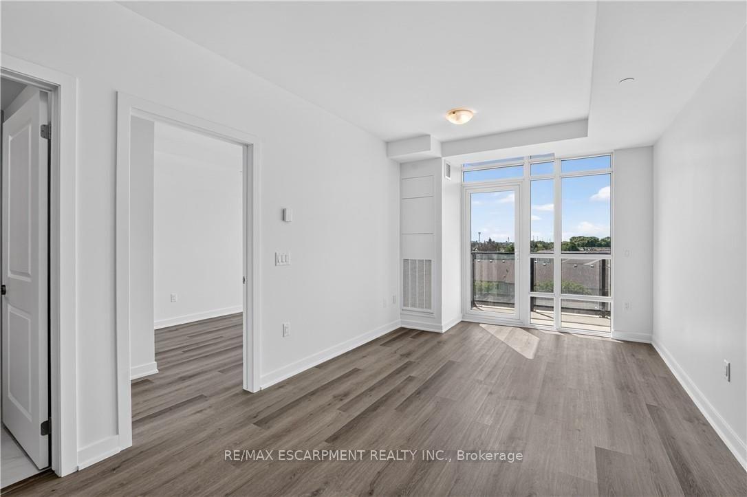 Photo 16 of Unit 427, 461 Green Road, Hamilton, Stoney Creek — HOMEH