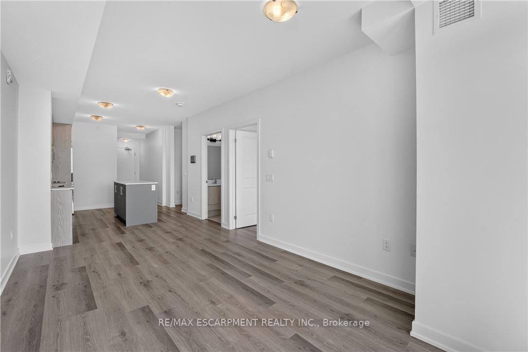 Photo 18 of Unit 427, 461 Green Road, Hamilton, Stoney Creek — HOMEH