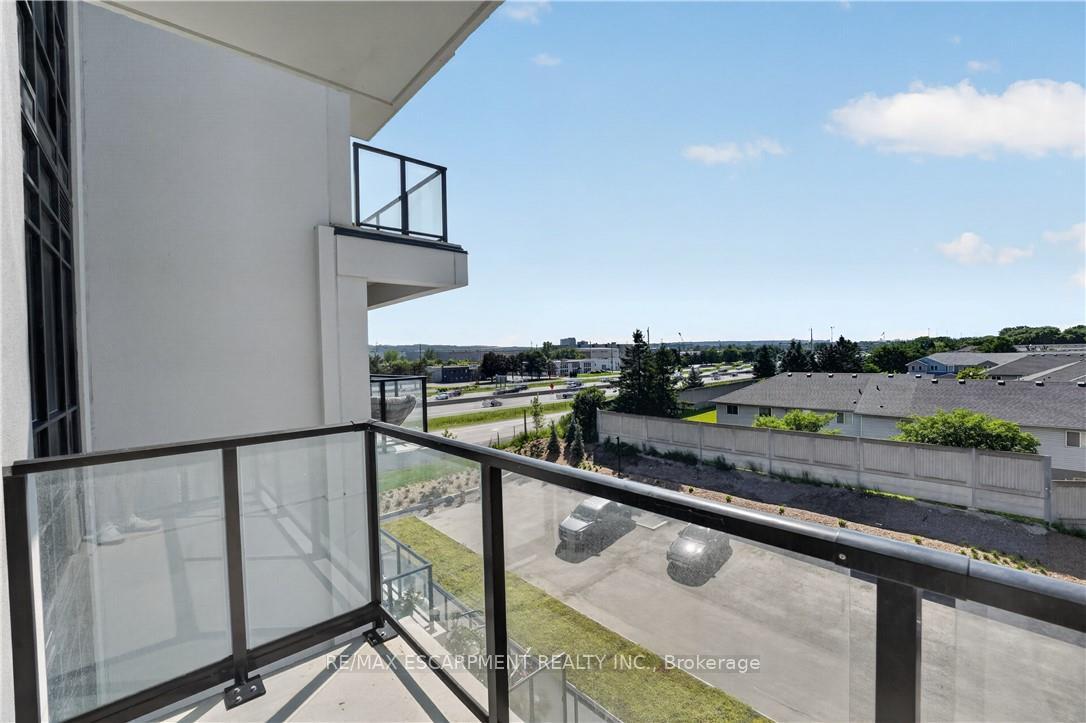 Photo 23 of Unit 427, 461 Green Road, Hamilton, Stoney Creek — HOMEH