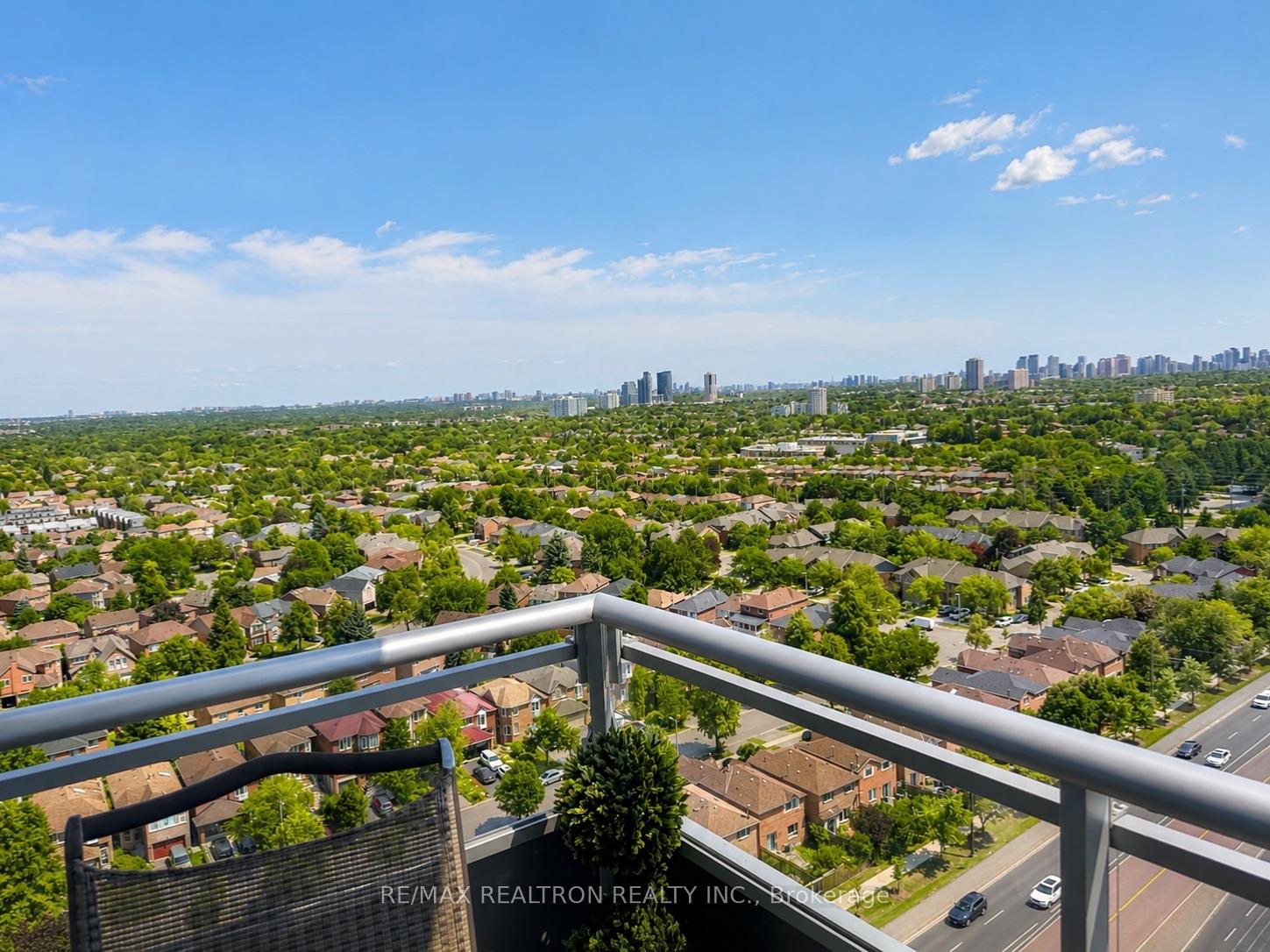 Photo 2 of Unit 1904, 7890 Bathurst Street, Vaughan, Beverley Glen — HOMEH