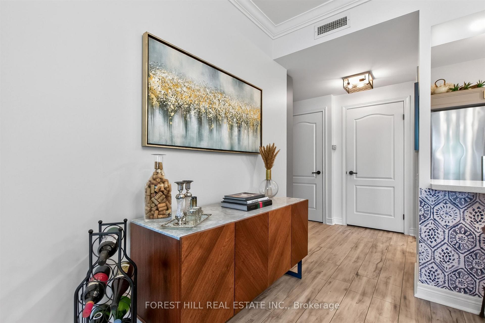Photo 12 of Unit 508, 2 Edith Drive, Toronto, Yonge-Eglinton — HOMEH
