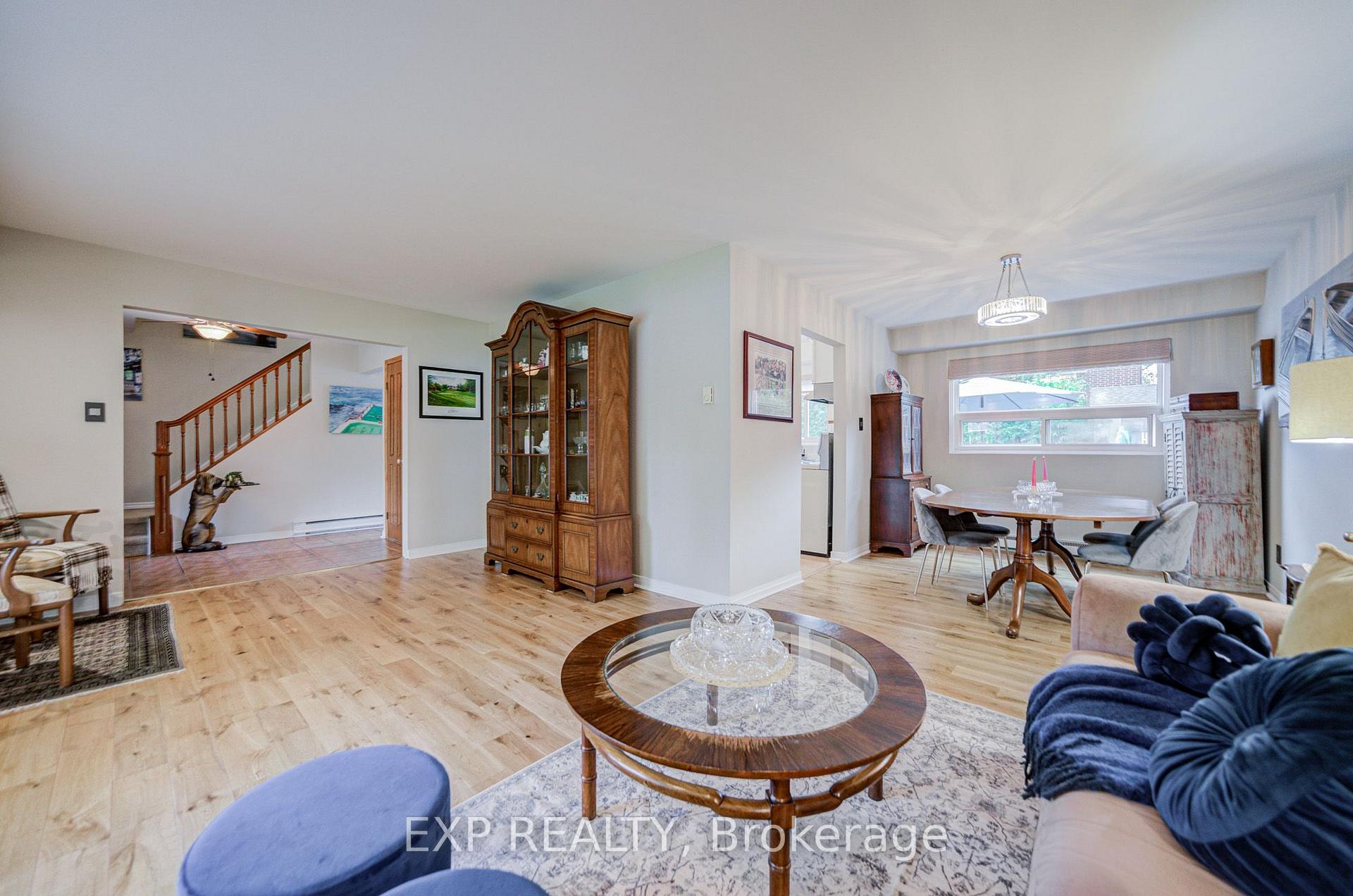 Photo 16 of 17 Rustywood Drive, North York, Parkwoods-Donalda — HOMEH
