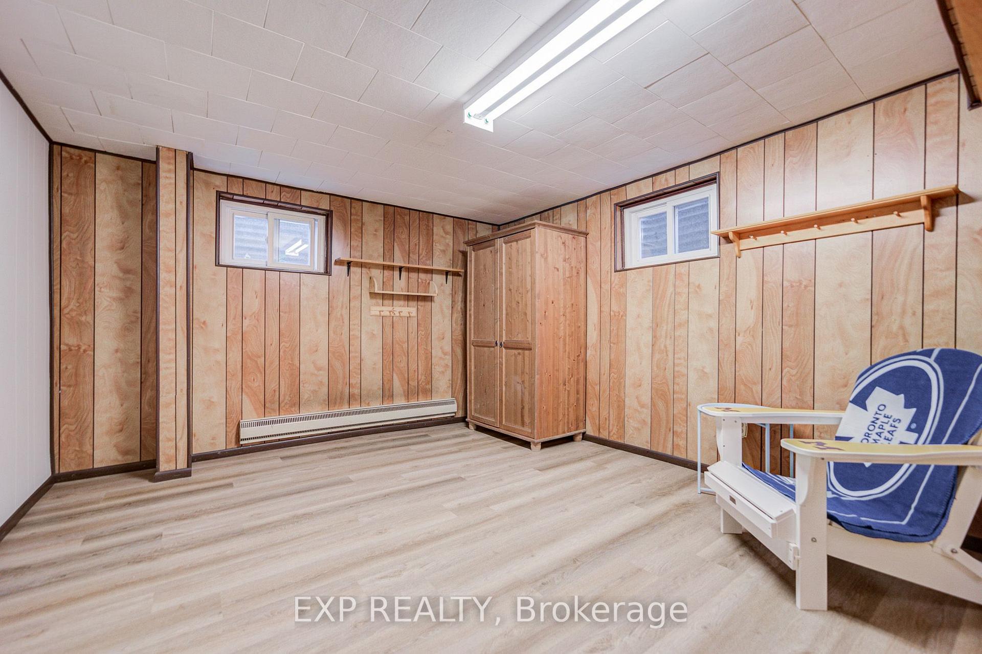 Photo 38 of 17 Rustywood Drive, North York, Parkwoods-Donalda — HOMEH