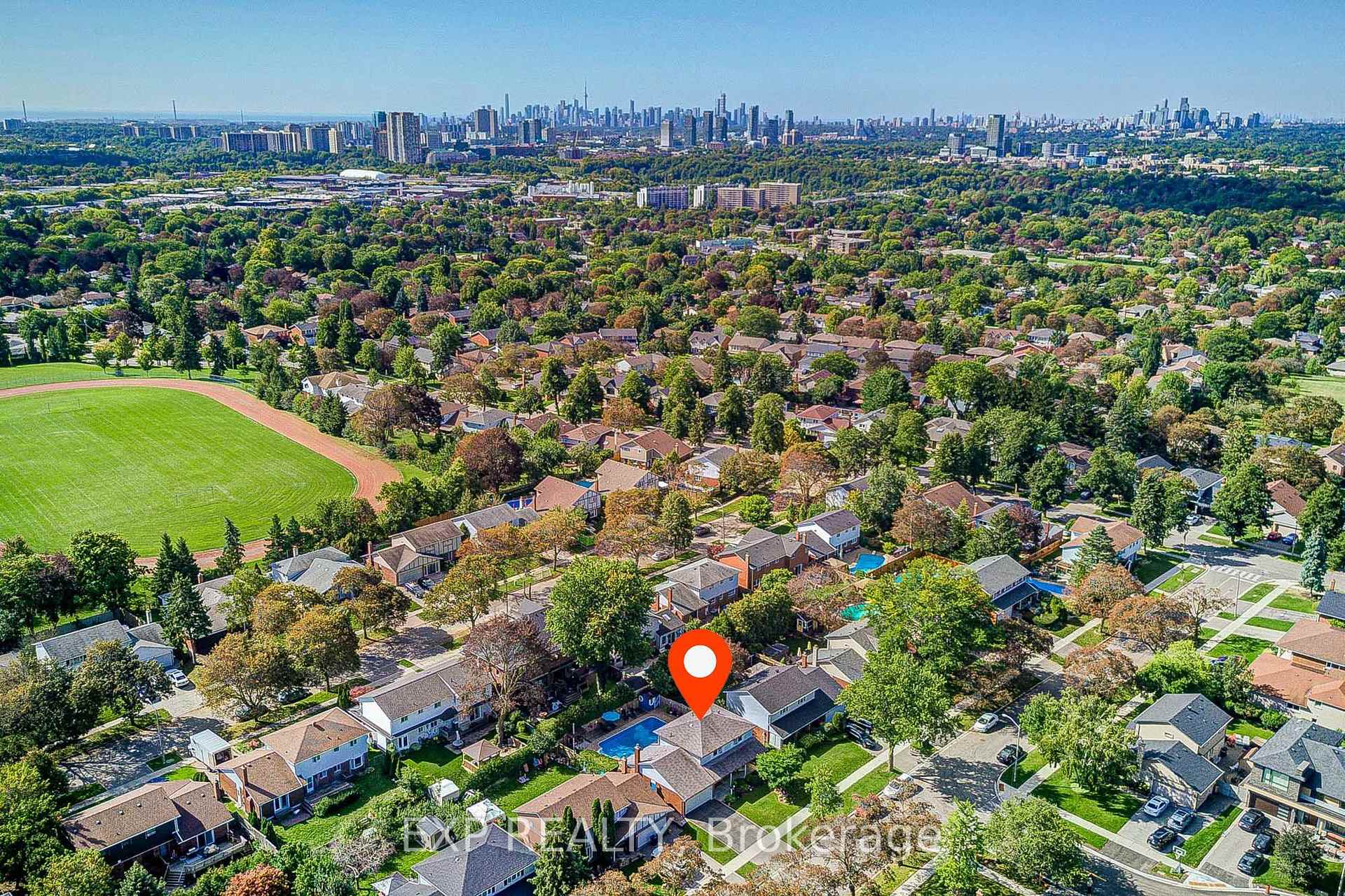 Photo 42 of 17 Rustywood Drive, North York, Parkwoods-Donalda — HOMEH