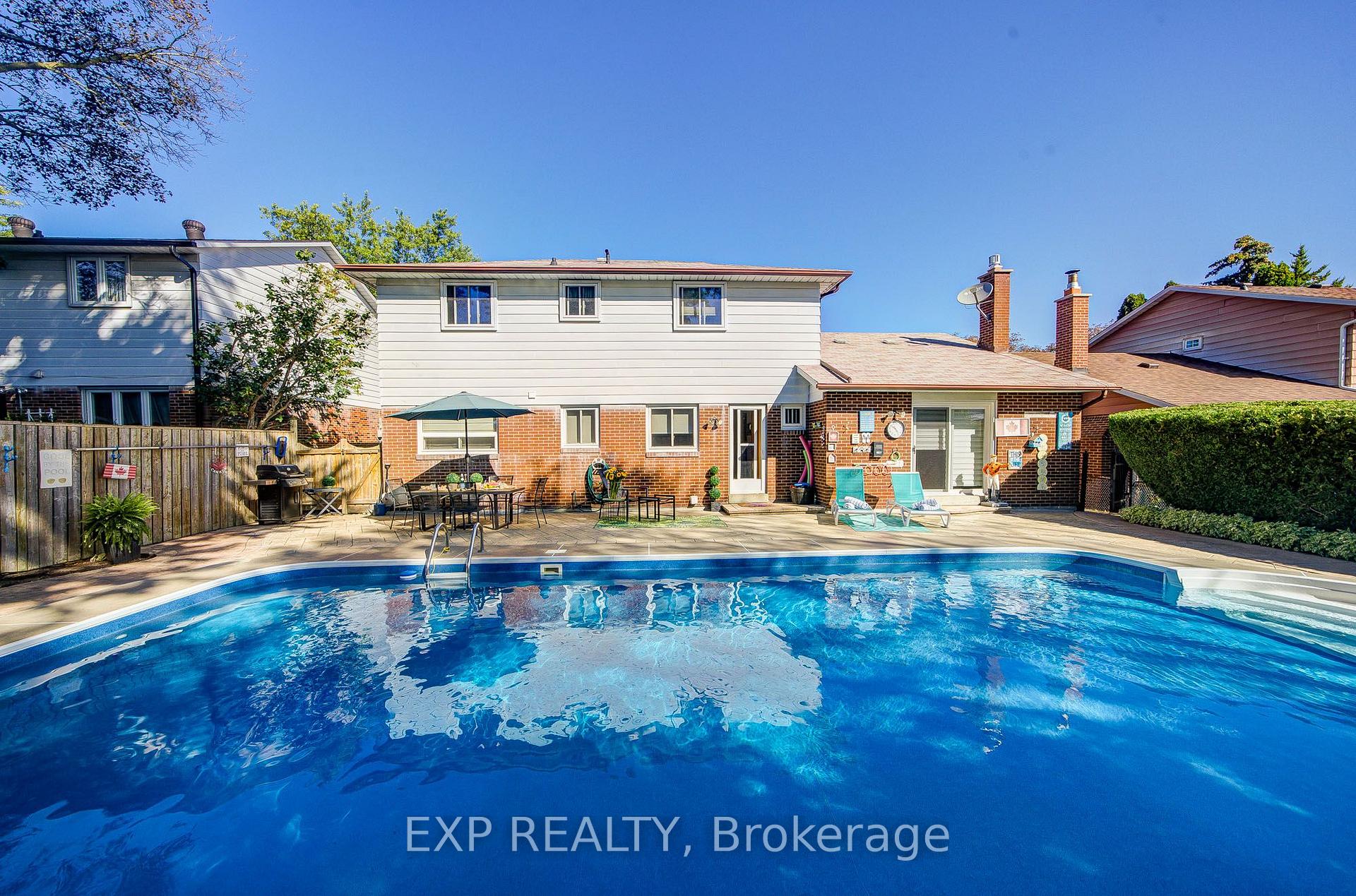 Photo 44 of 17 Rustywood Drive, North York, Parkwoods-Donalda — HOMEH