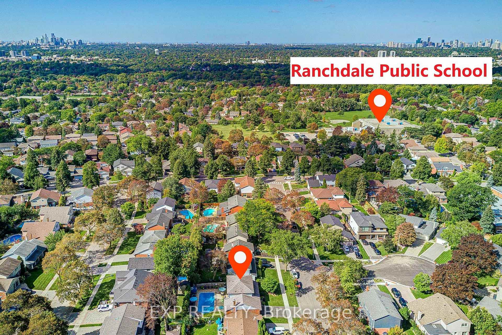 Photo 57 of 17 Rustywood Drive, North York, Parkwoods-Donalda — HOMEH