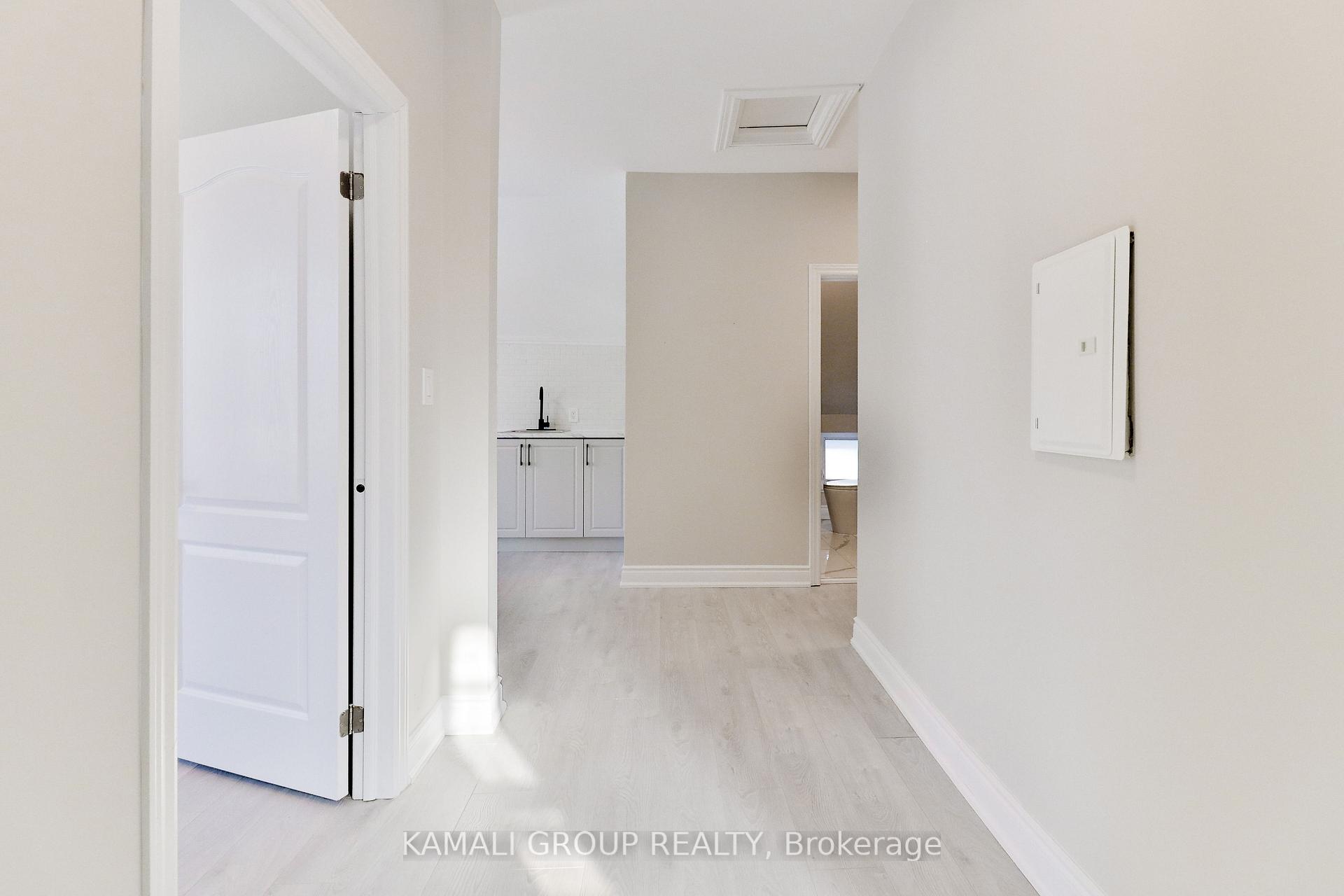 Photo 6 of Unit 3, 93 McMillan Drive, Oshawa, O'Neill — HOMEH