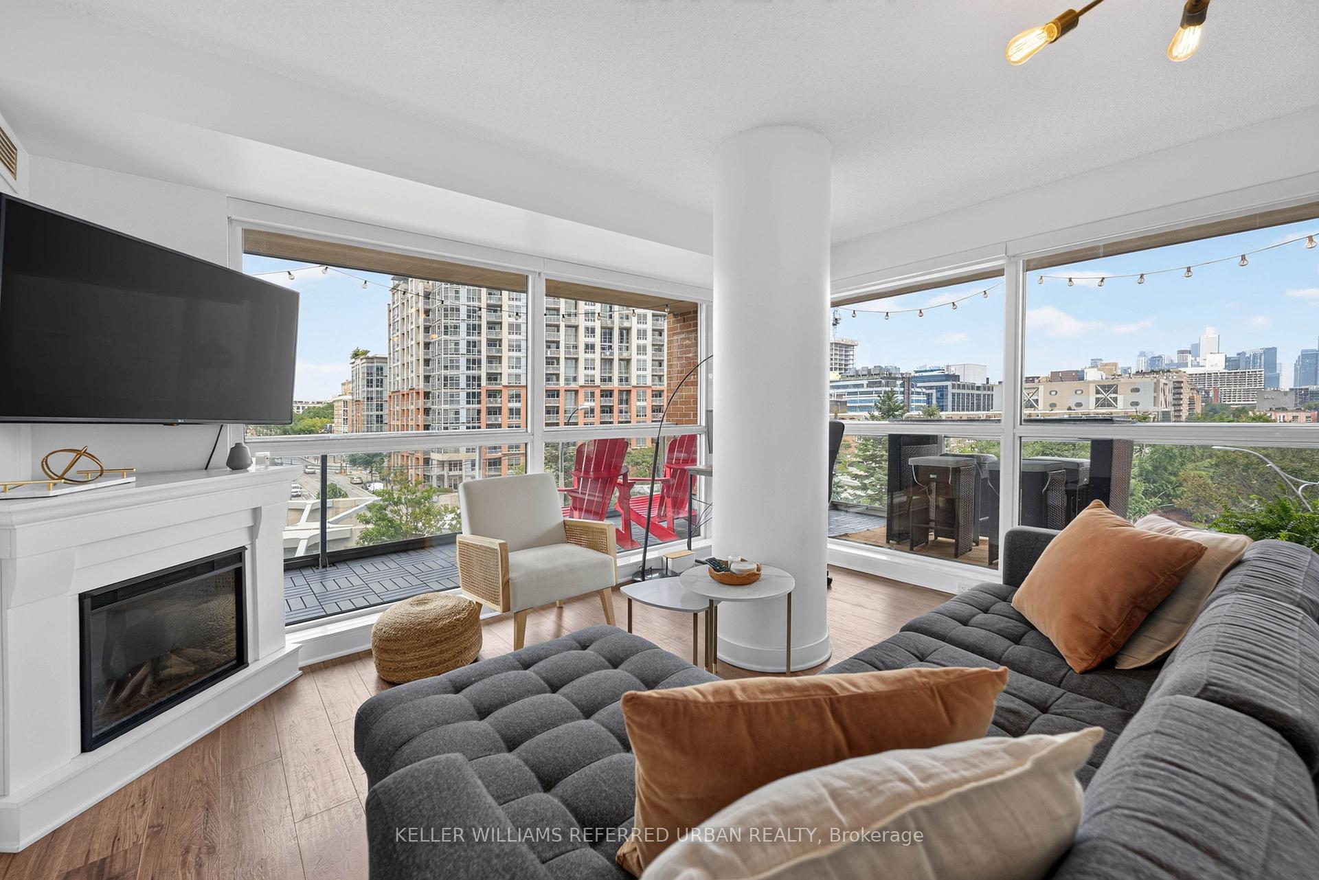 Photo 10 of Unit 304, 80 Western Battery Road, Toronto, Niagara — HOMEH