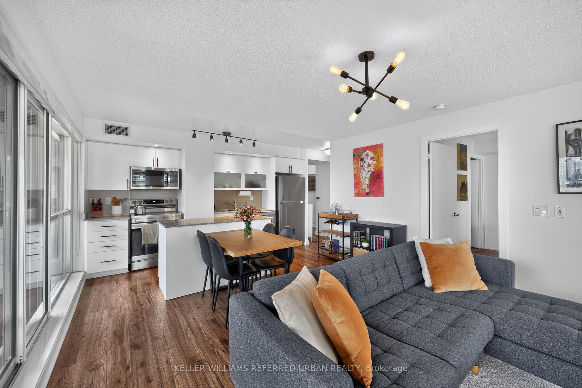 Photo 13 of Unit 304, 80 Western Battery Road, Toronto, Niagara — HOMEH