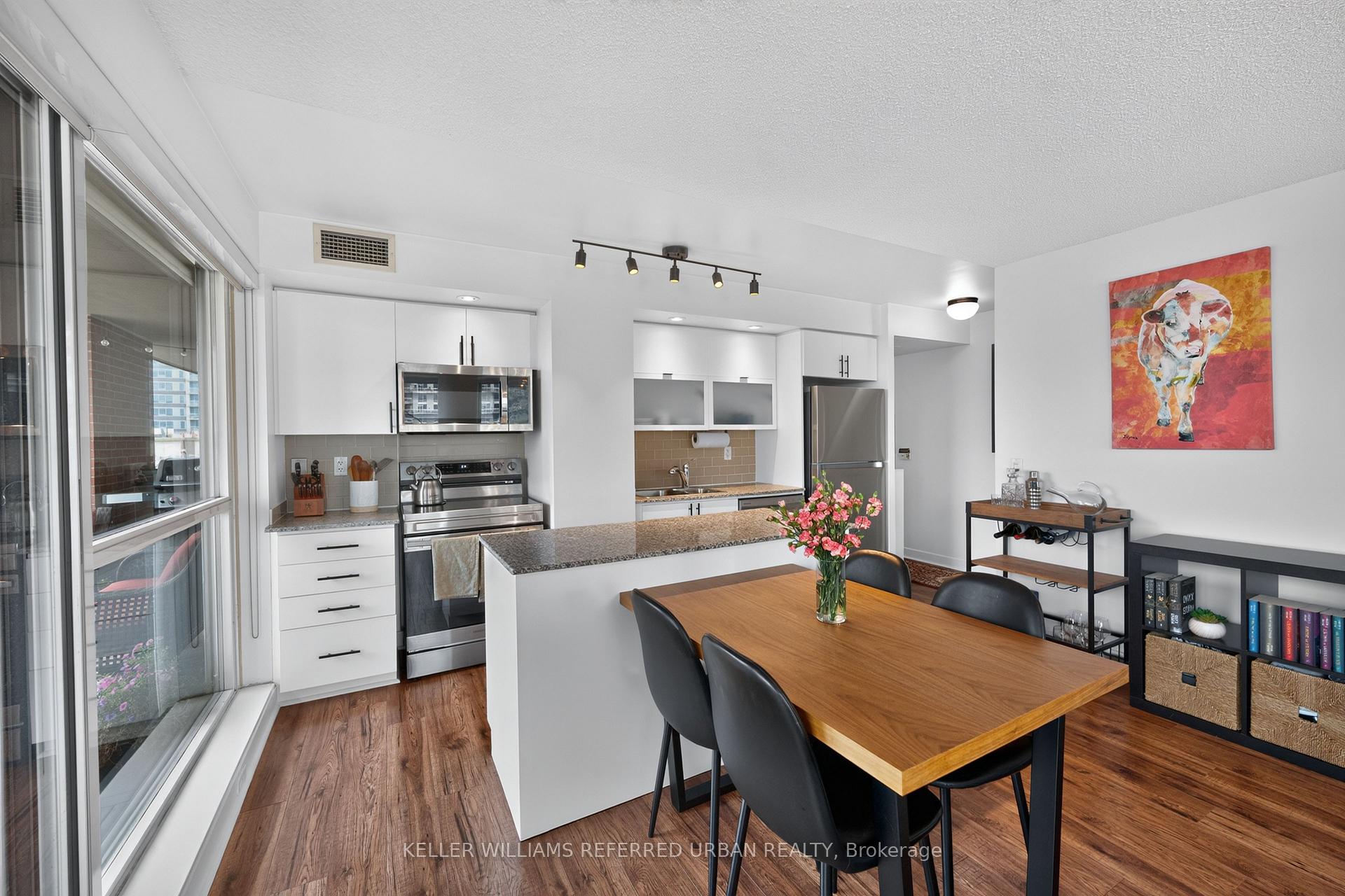 Photo 16 of Unit 304, 80 Western Battery Road, Toronto, Niagara — HOMEH