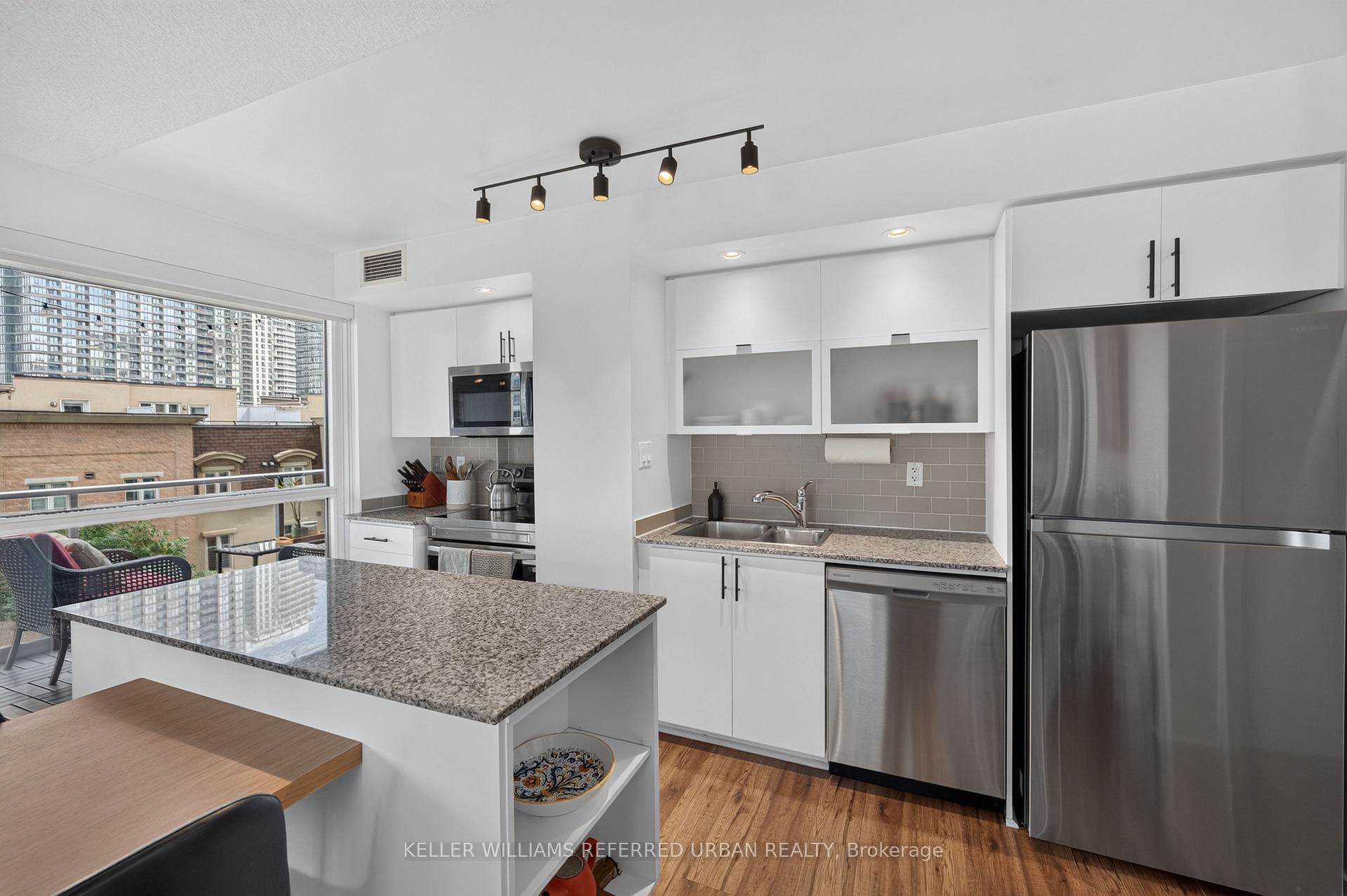 Photo 19 of Unit 304, 80 Western Battery Road, Toronto, Niagara — HOMEH