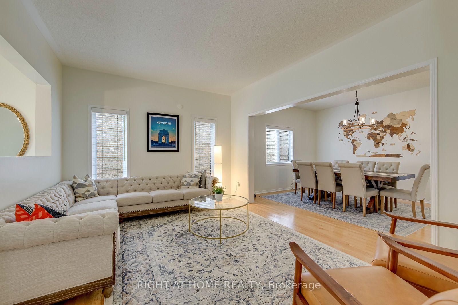 Photo 4 of 2244 Overfield Road, Oakville, West Oak Trails — HOMEH