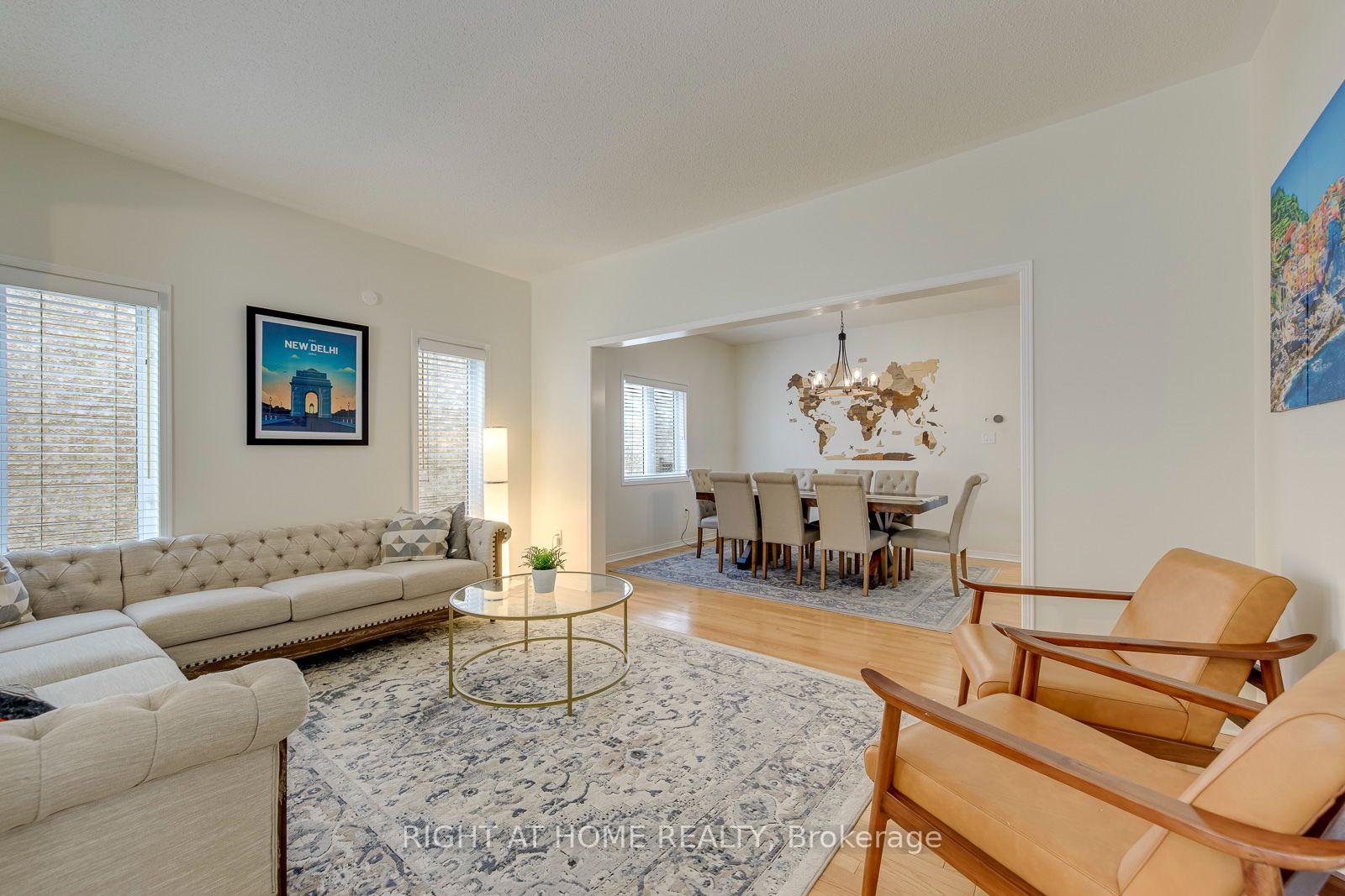 Photo 5 of 2244 Overfield Road, Oakville, West Oak Trails — HOMEH