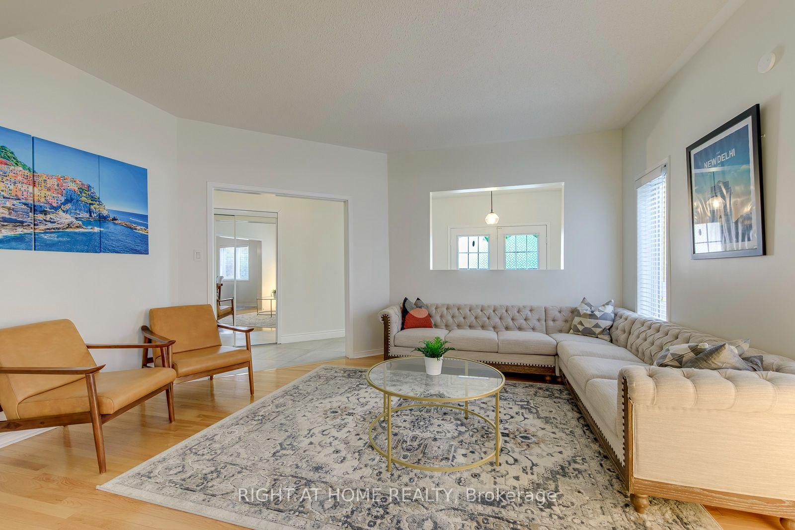 Photo 6 of 2244 Overfield Road, Oakville, West Oak Trails — HOMEH