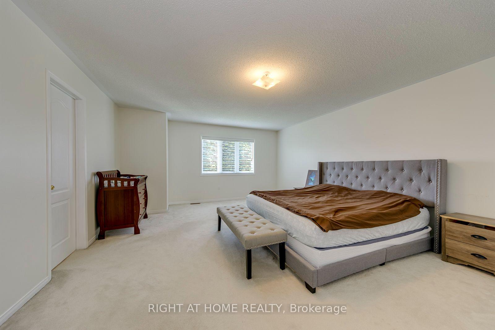 Photo 20 of 2244 Overfield Road, Oakville, West Oak Trails — HOMEH
