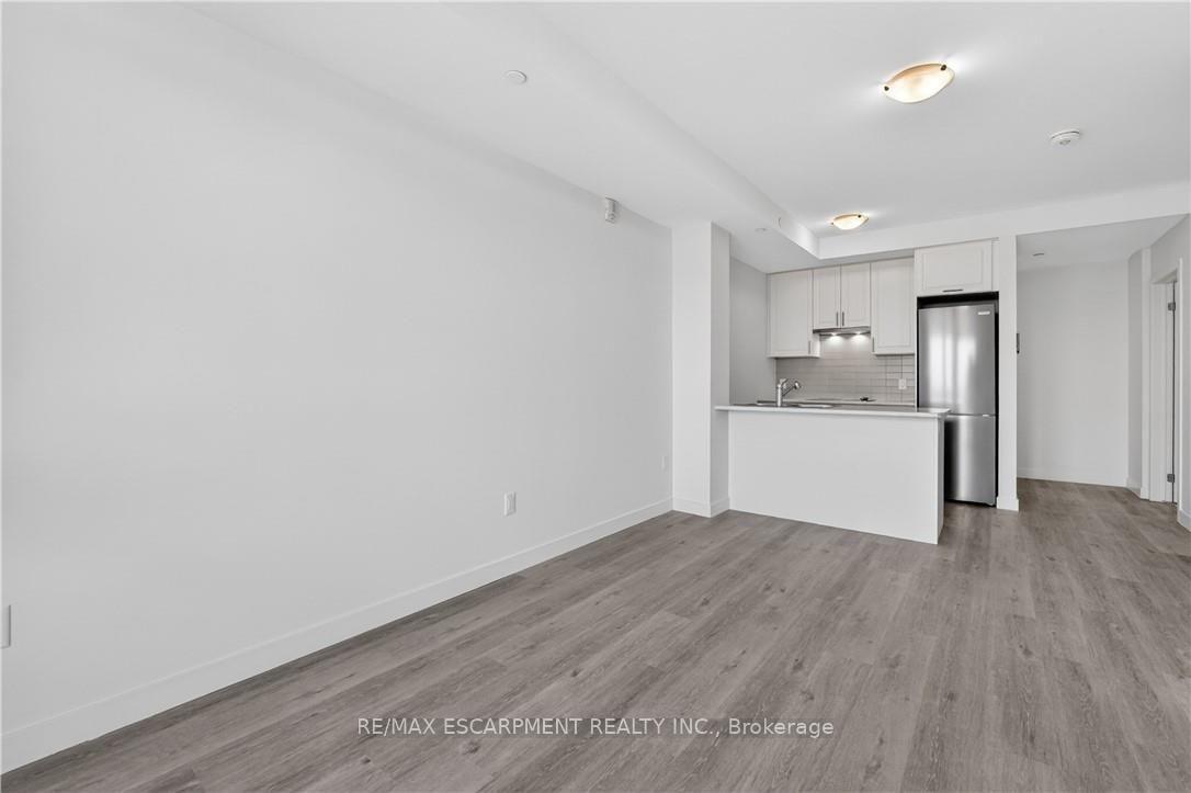 Photo 19 of Unit 809, 461 Green Road, Hamilton, Lakeshore — HOMEH