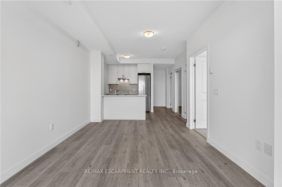 Photo 20 of Unit 809, 461 Green Road, Hamilton, Lakeshore — HOMEH