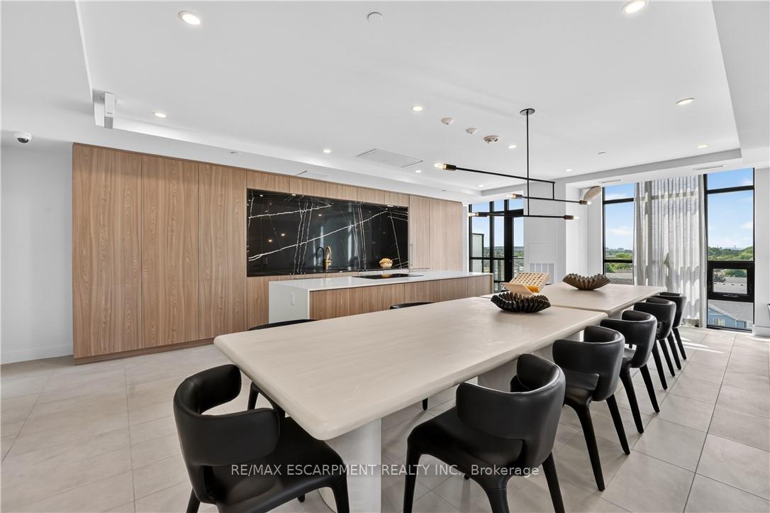 Photo 40 of Unit 809, 461 Green Road, Hamilton, Lakeshore — HOMEH