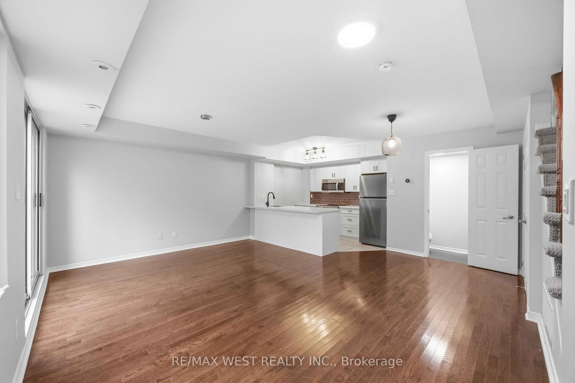 Photo 8 of Unit 122, 20 Elsie Lane, Toronto, Dovercourt-Wallace Emerson-Junction — HOMEH