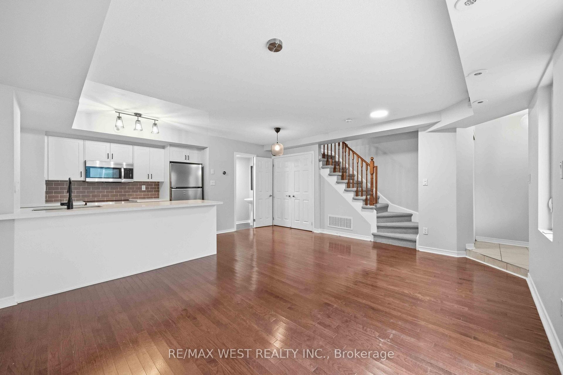 Photo 11 of Unit 122, 20 Elsie Lane, Toronto, Dovercourt-Wallace Emerson-Junction — HOMEH