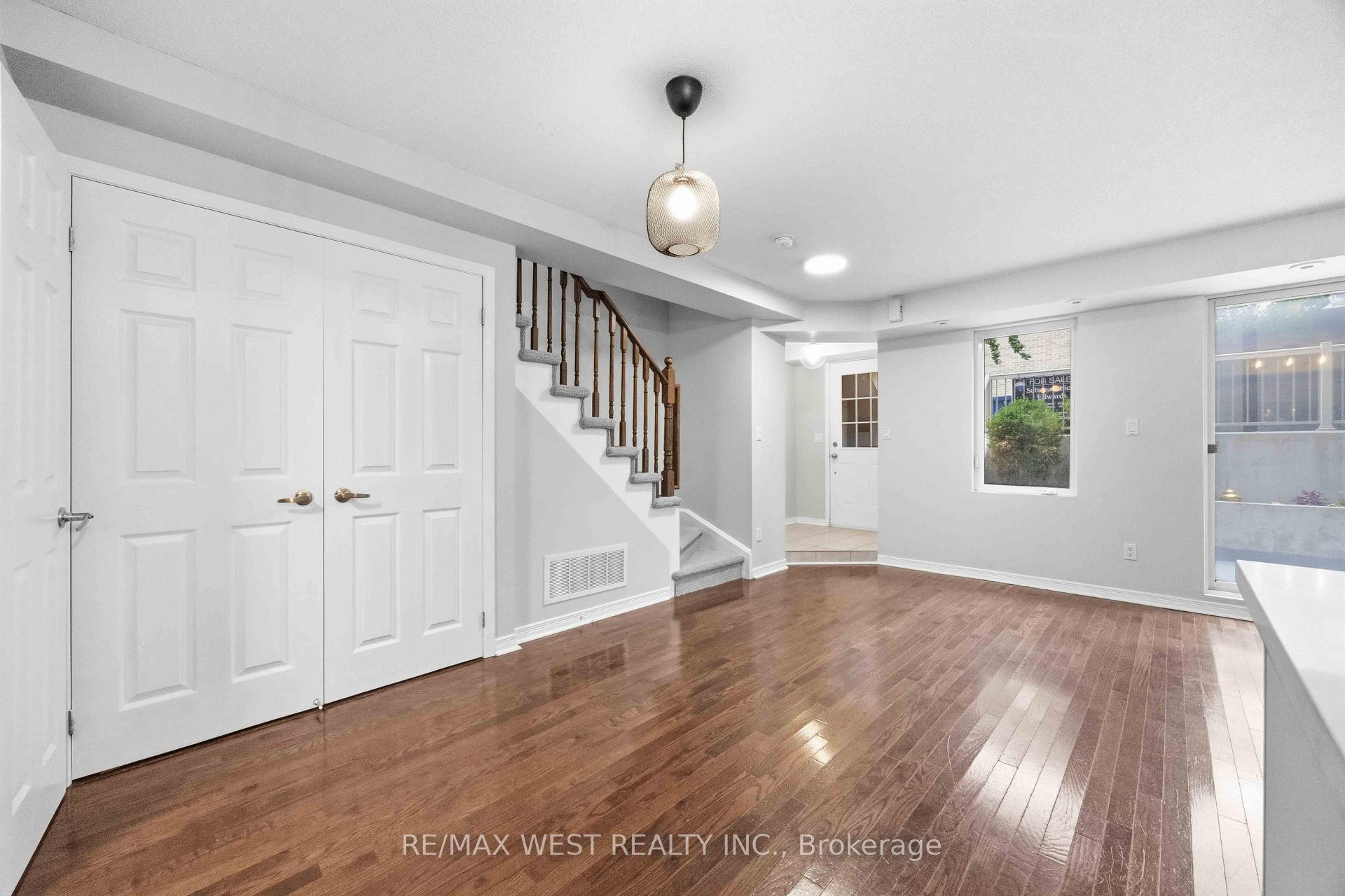 Photo 16 of Unit 122, 20 Elsie Lane, Toronto, Dovercourt-Wallace Emerson-Junction — HOMEH