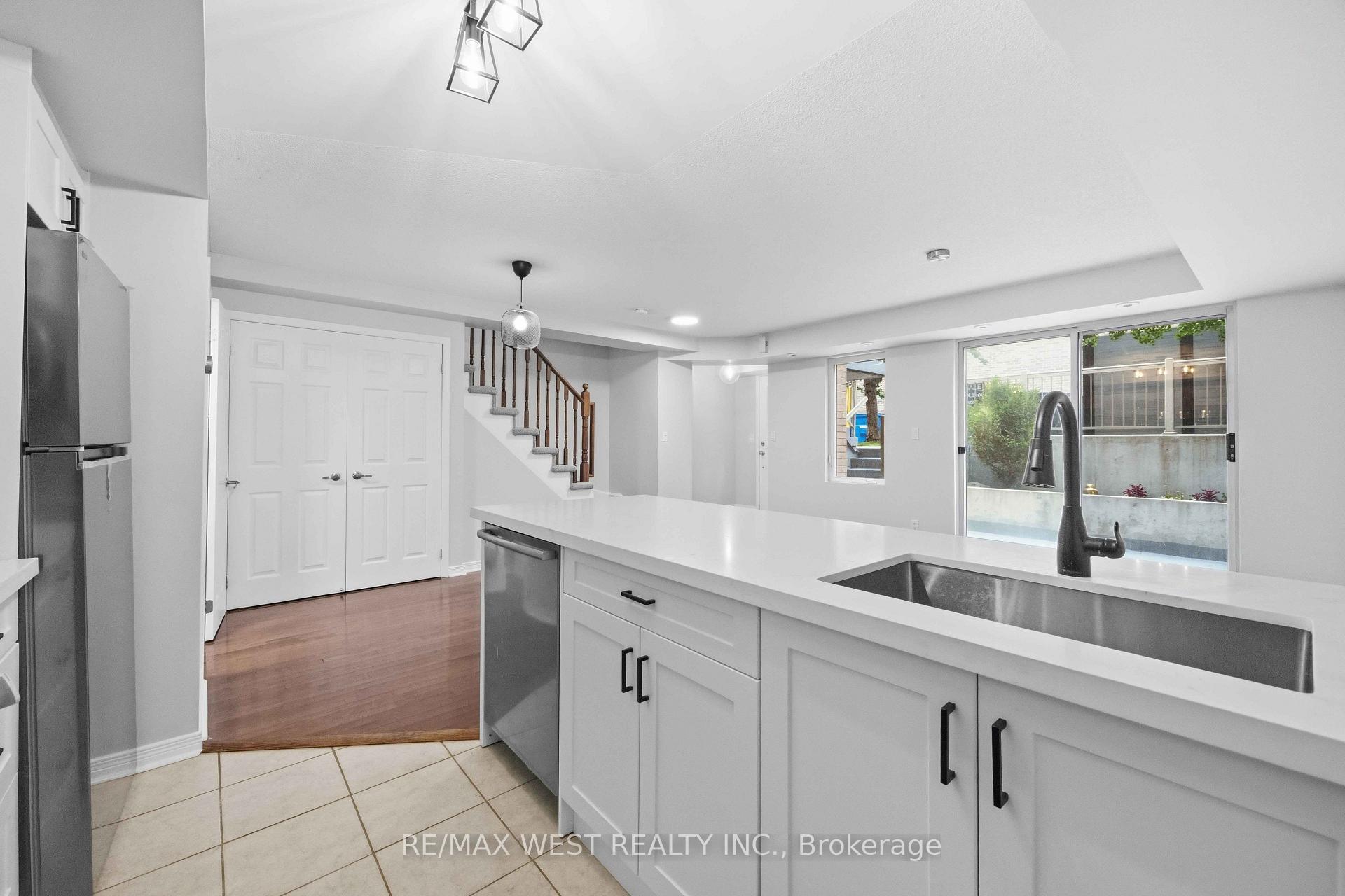 Photo 20 of Unit 122, 20 Elsie Lane, Toronto, Dovercourt-Wallace Emerson-Junction — HOMEH