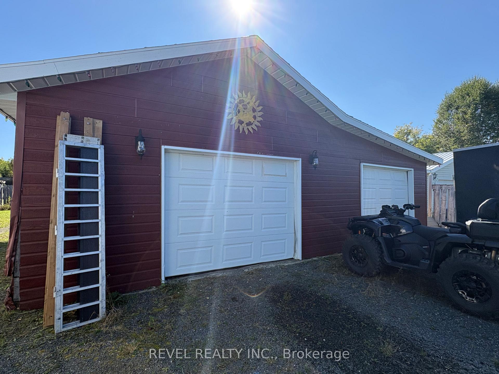 Photo 3 of 1198 Nahma Road, Cochrane — HOMEH